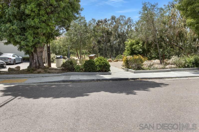 Detail Gallery Image 2 of 8 For 720 W Lewis Street  #6,  San Diego,  CA 92103 - 1 Beds | 1 Baths