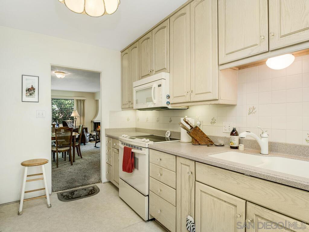 Detail Gallery Image 16 of 34 For 375-81  Rosecrans Street, San Diego,  CA 92106 - – Beds | – Baths