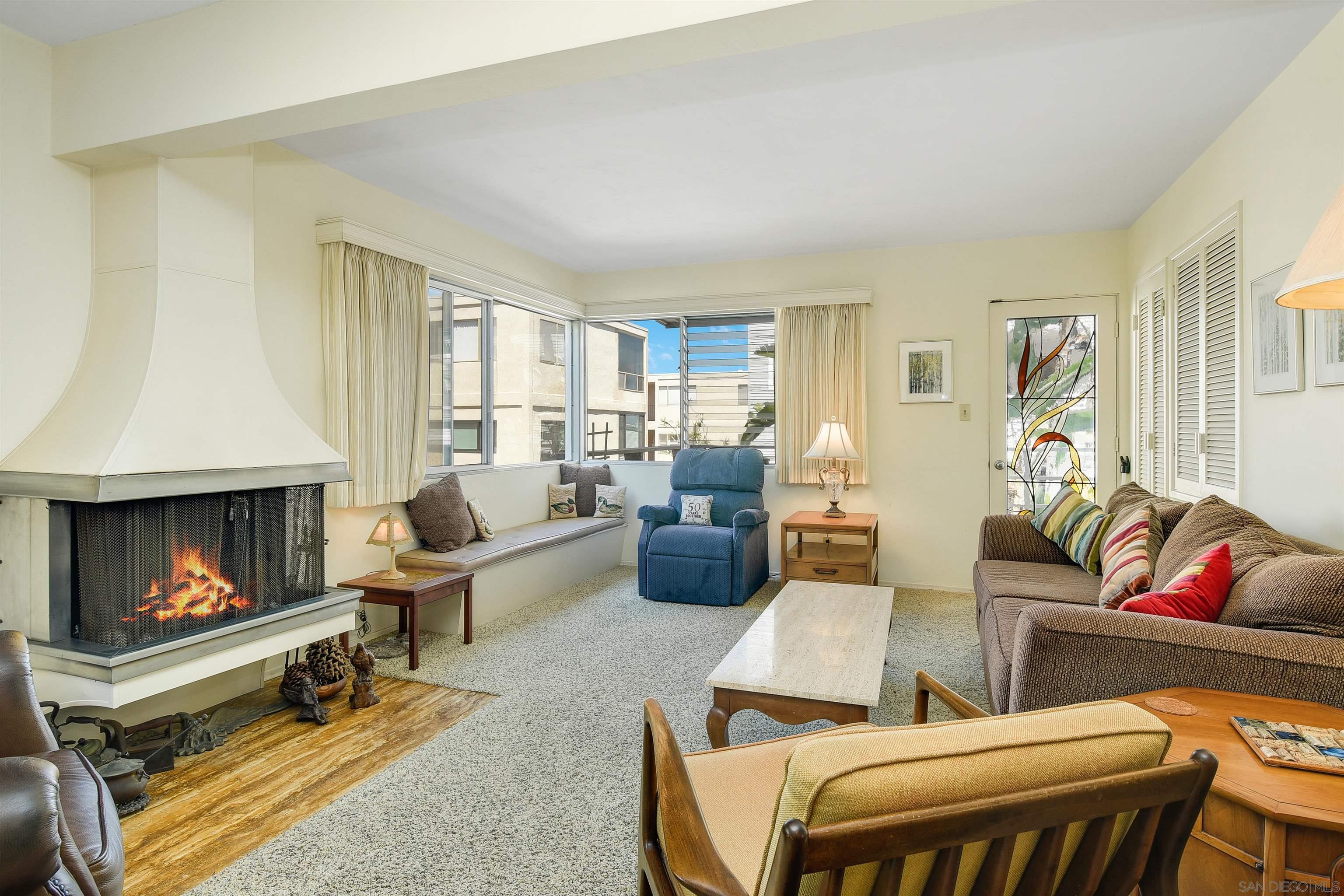 Detail Gallery Image 26 of 34 For 375-81  Rosecrans Street, San Diego,  CA 92106 - – Beds | – Baths