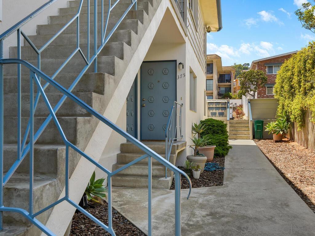 Detail Gallery Image 4 of 34 For 375-81  Rosecrans Street, San Diego,  CA 92106 - – Beds | – Baths