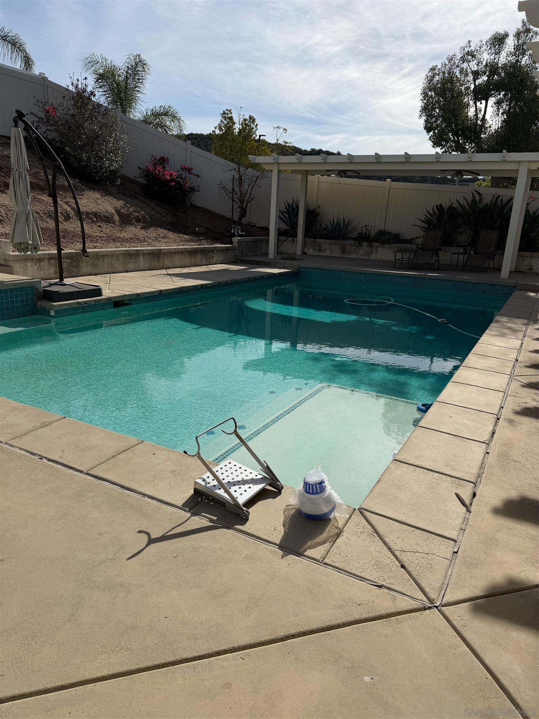 Detail Gallery Image 11 of 12 For 39660  Bordeaux Pl, Murrieta,  CA 92562 - 5 Beds | 3 Baths