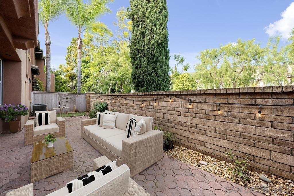 Detail Gallery Image 2 of 39 For 2683  Matera Lane, San Diego,  CA 92108 - 3 Beds | 2/1 Baths