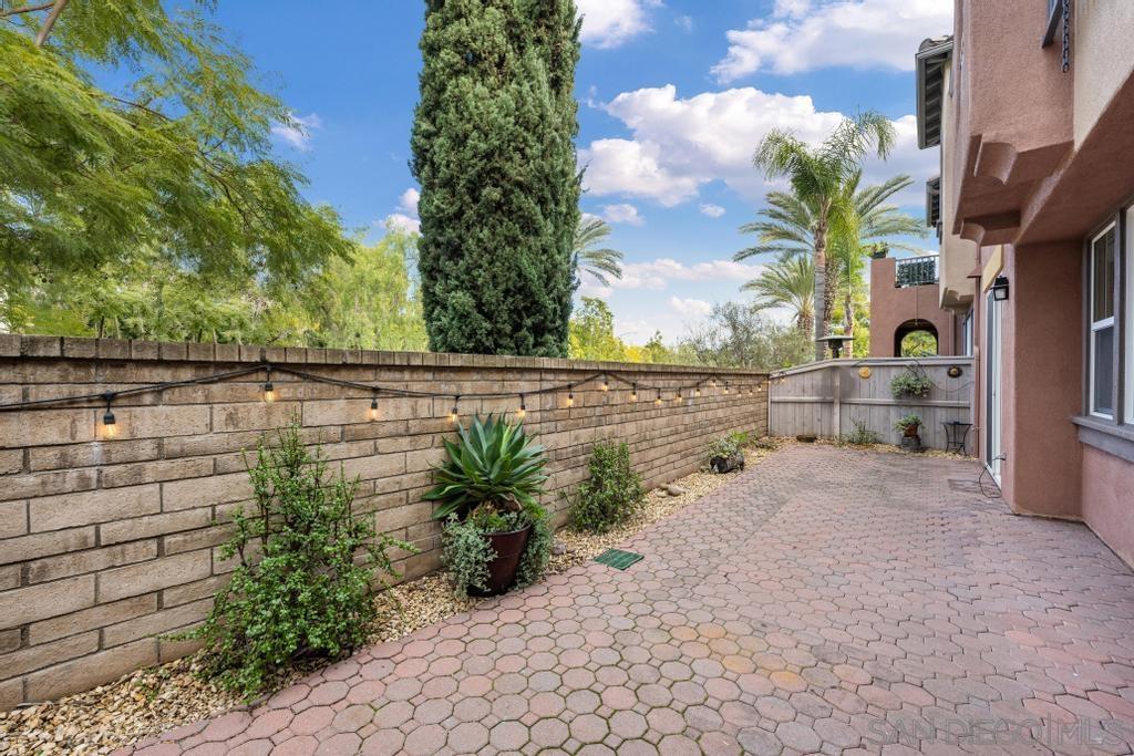 Detail Gallery Image 25 of 39 For 2683  Matera Lane, San Diego,  CA 92108 - 3 Beds | 2/1 Baths