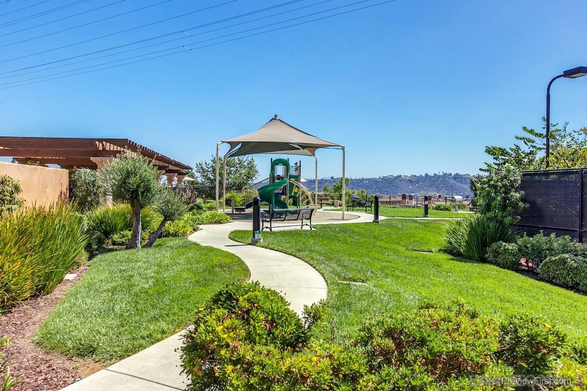 Detail Gallery Image 34 of 39 For 2683  Matera Lane, San Diego,  CA 92108 - 3 Beds | 2/1 Baths