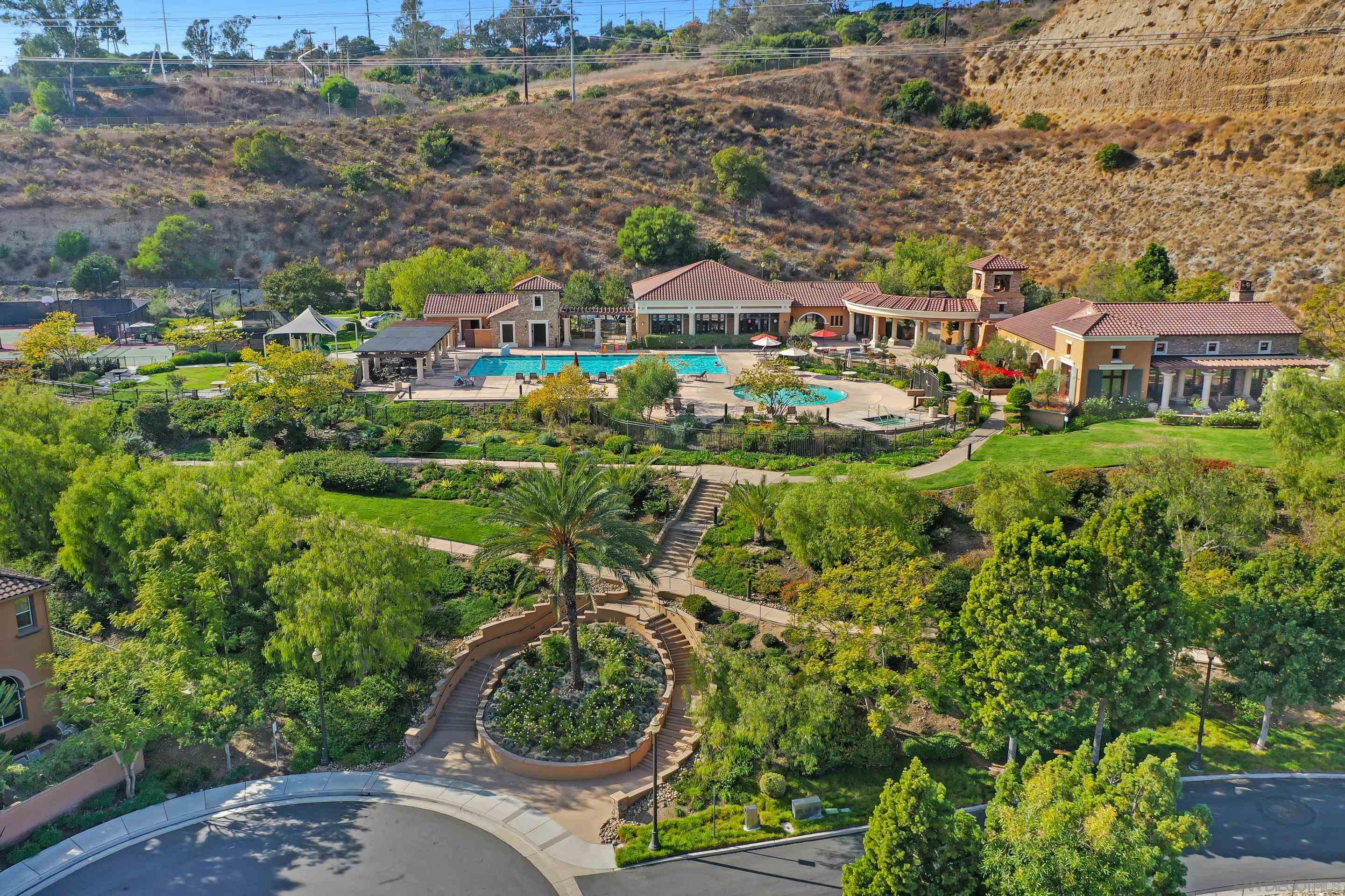 Detail Gallery Image 37 of 39 For 2683  Matera Lane, San Diego,  CA 92108 - 3 Beds | 2/1 Baths