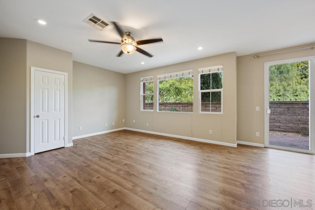 Detail Gallery Image 9 of 39 For 2683  Matera Lane, San Diego,  CA 92108 - 3 Beds | 2/1 Baths