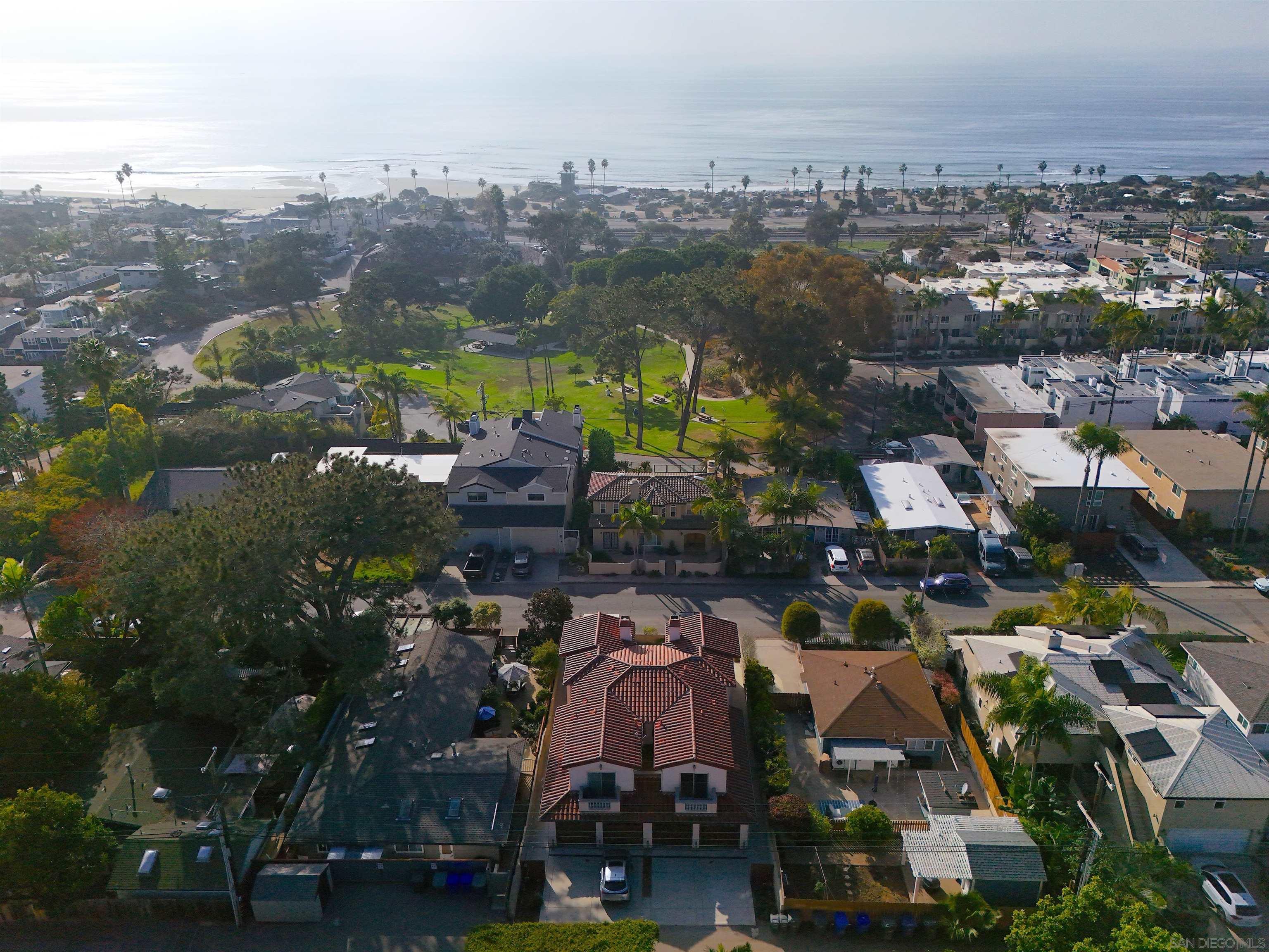 Detail Gallery Image 42 of 43 For 2265  Manchester Ave (and 2265a), Cardiff By The Sea,  CA 92007 - 4 Beds | 4 Baths