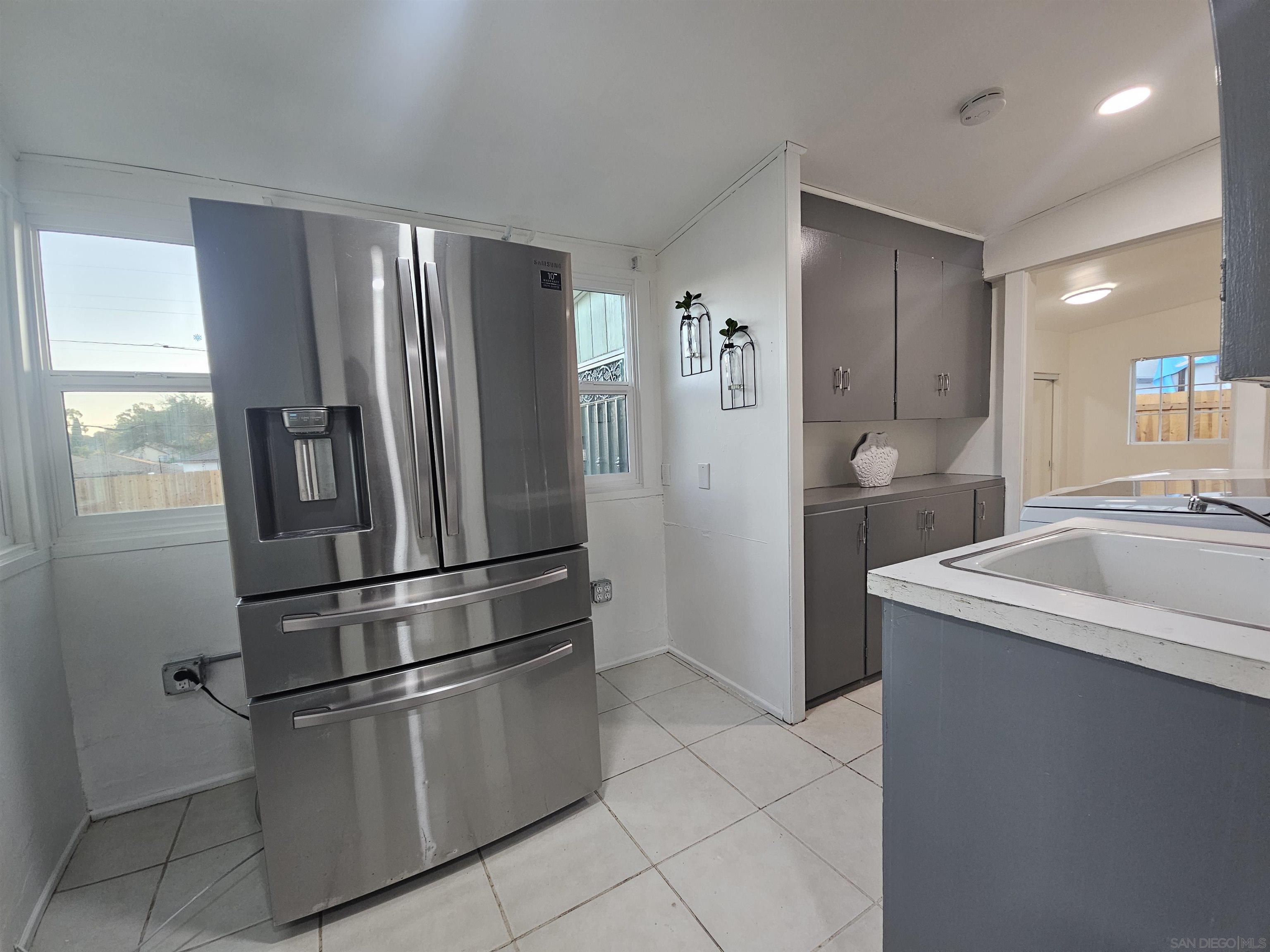 Detail Gallery Image 11 of 31 For 1630  Cameron, Lemon Grove,  CA 91945 - 13 Beds | 2 Baths