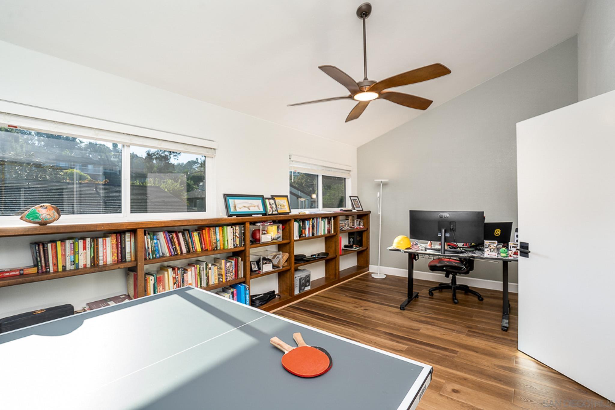 Detail Gallery Image 22 of 36 For 4718  Amberwood Ct, Carlsbad,  CA 92008 - 3 Beds | 2/1 Baths