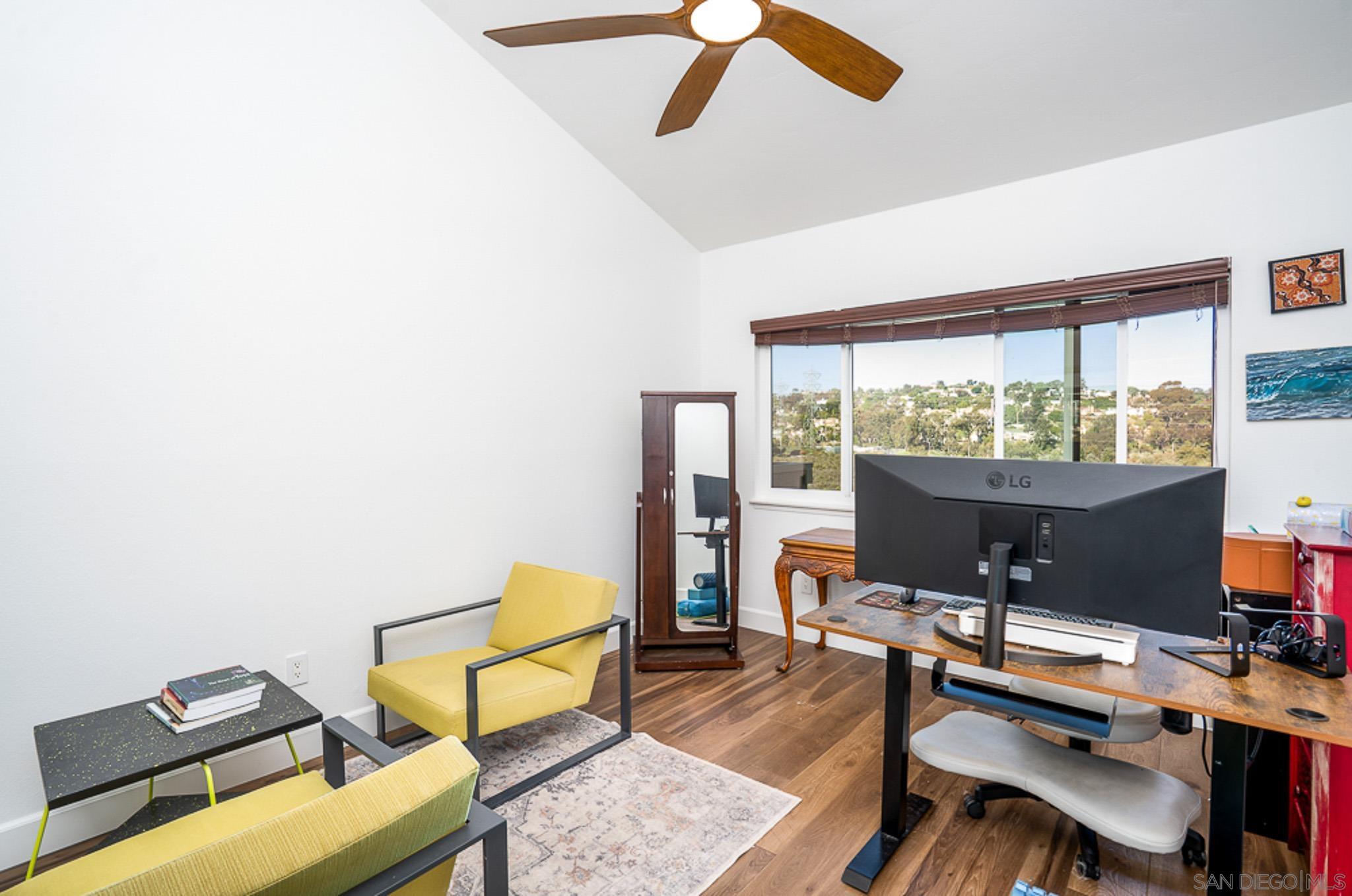 Detail Gallery Image 24 of 36 For 4718  Amberwood Ct, Carlsbad,  CA 92008 - 3 Beds | 2/1 Baths