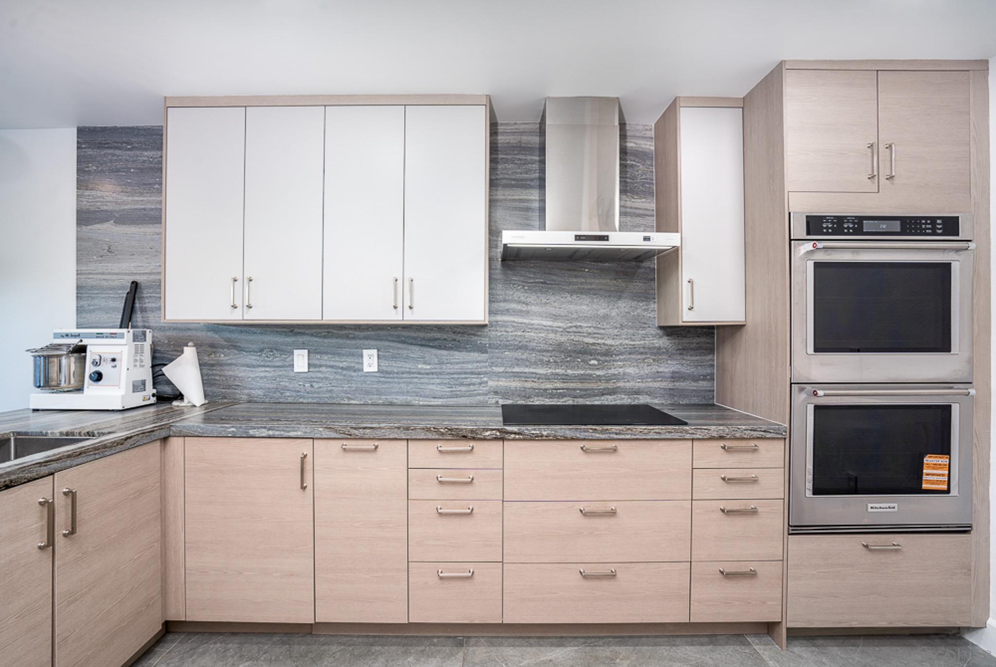 Detail Gallery Image 6 of 36 For 4718  Amberwood Ct, Carlsbad,  CA 92008 - 3 Beds | 2/1 Baths