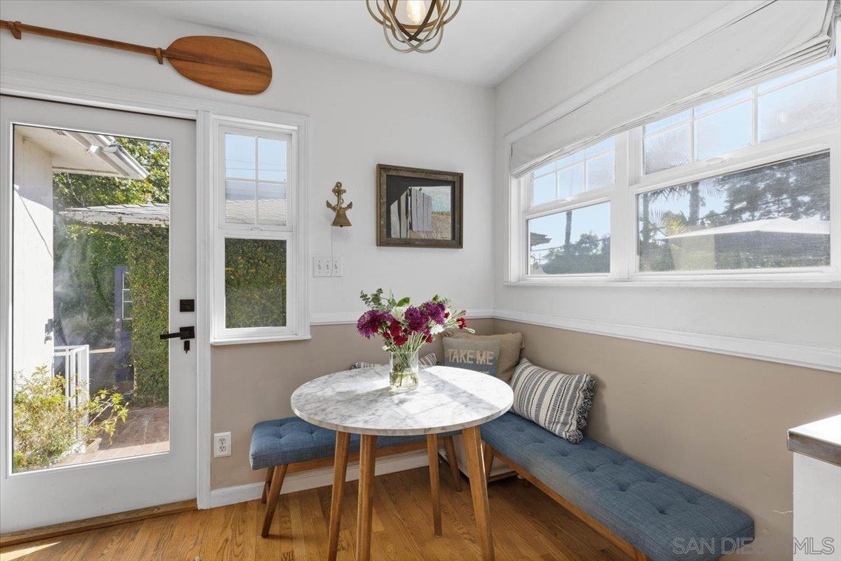 Detail Gallery Image 15 of 43 For 903  Moana Dr, San Diego,  CA 92106 - 3 Beds | 2/1 Baths