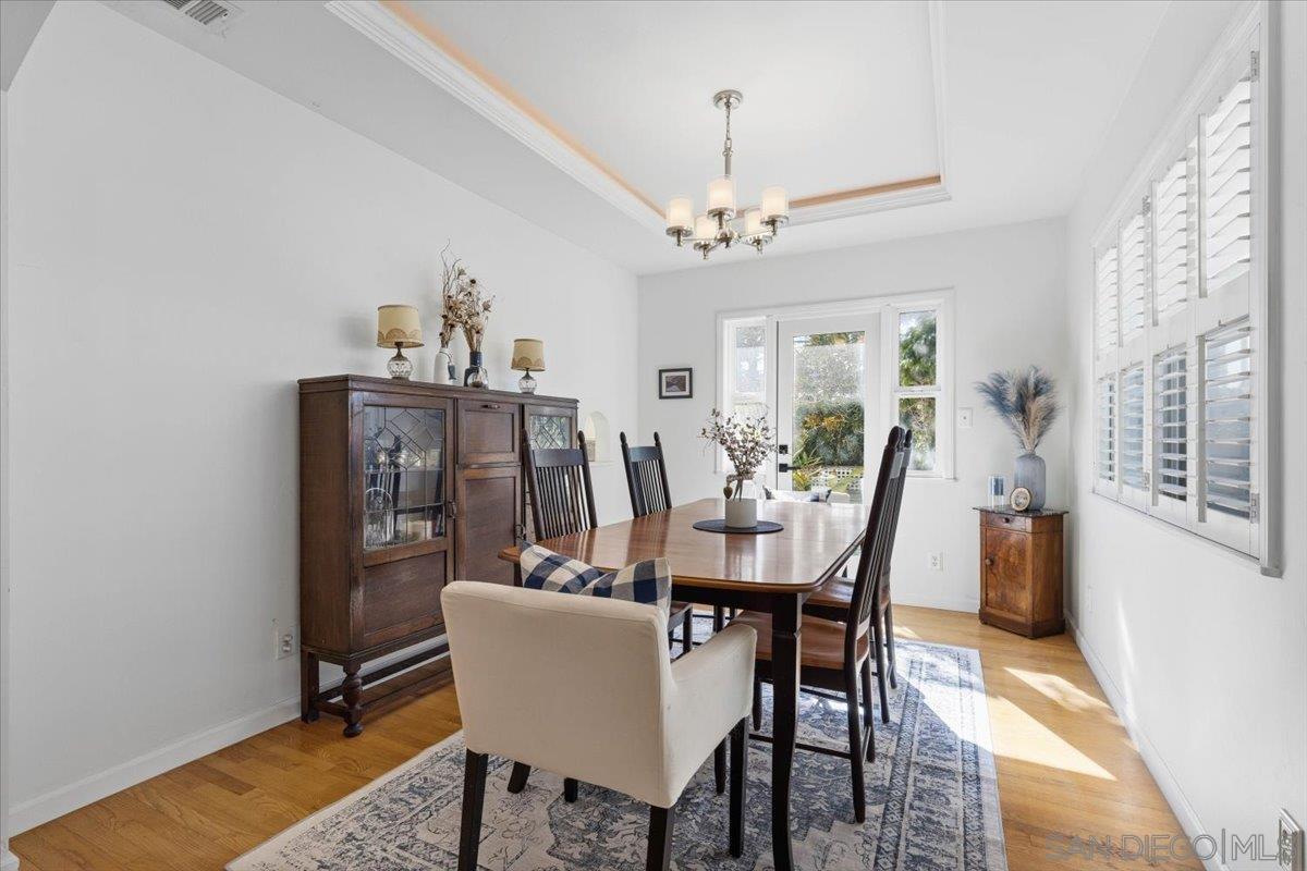 Detail Gallery Image 17 of 43 For 903  Moana Dr, San Diego,  CA 92106 - 3 Beds | 2/1 Baths