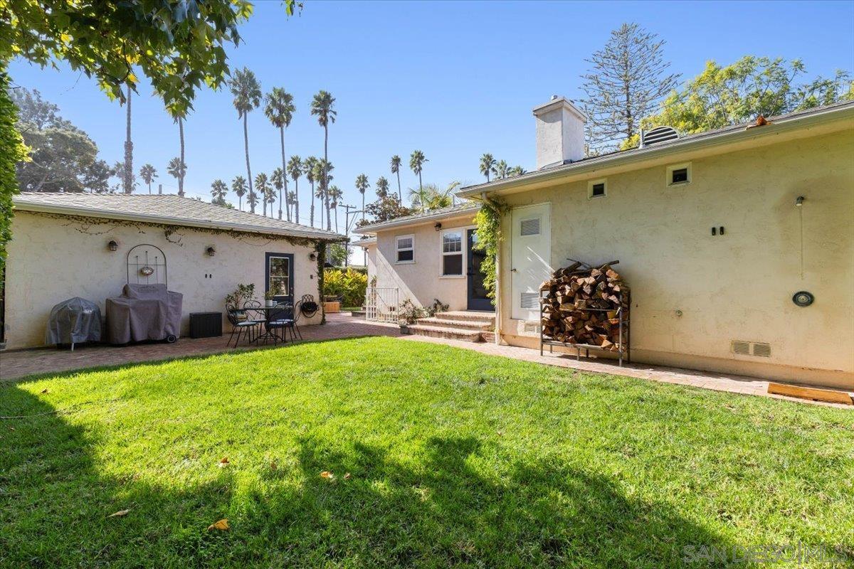 Detail Gallery Image 34 of 43 For 903  Moana Dr, San Diego,  CA 92106 - 3 Beds | 2/1 Baths