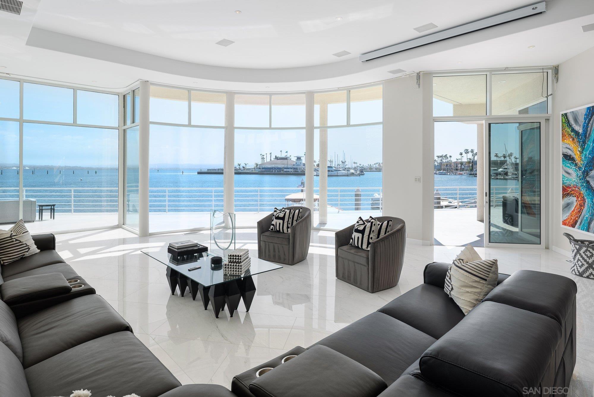 Detail Gallery Image 11 of 75 For 1  the Point, Coronado,  CA 92118 - 5 Beds | 4/2 Baths