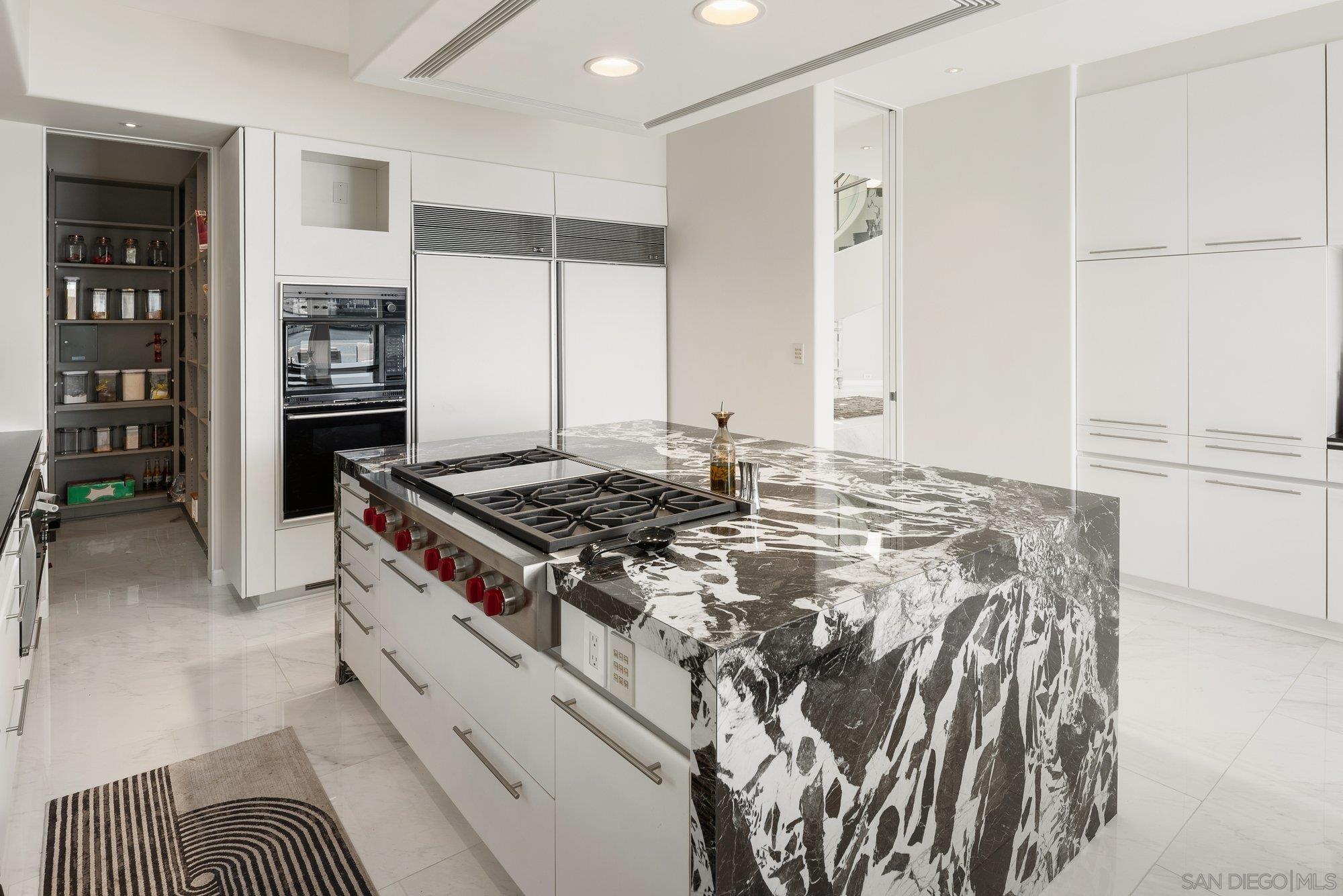 Detail Gallery Image 38 of 75 For 1  the Point, Coronado,  CA 92118 - 5 Beds | 4/2 Baths