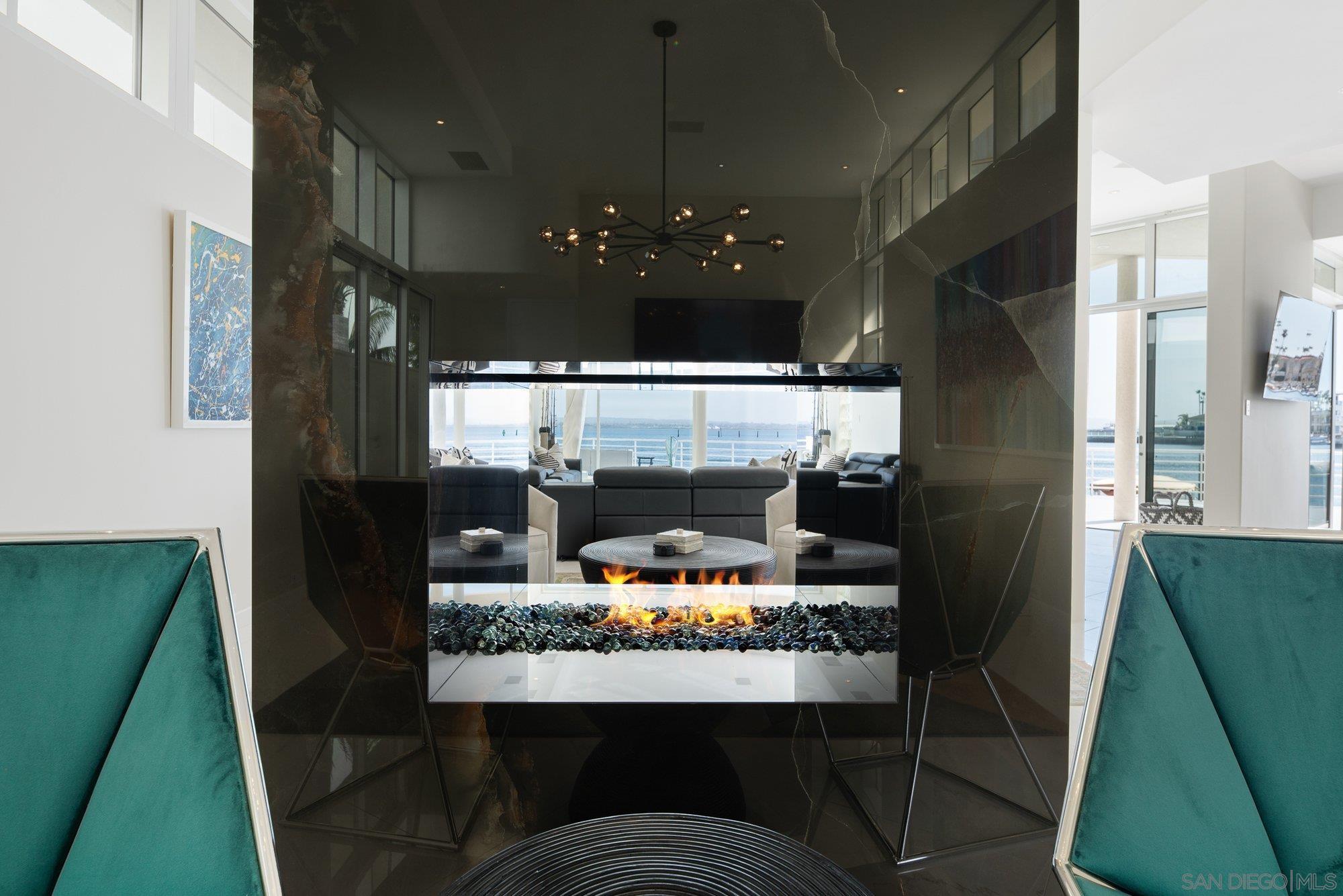 Detail Gallery Image 54 of 75 For 1  the Point, Coronado,  CA 92118 - 5 Beds | 4/2 Baths