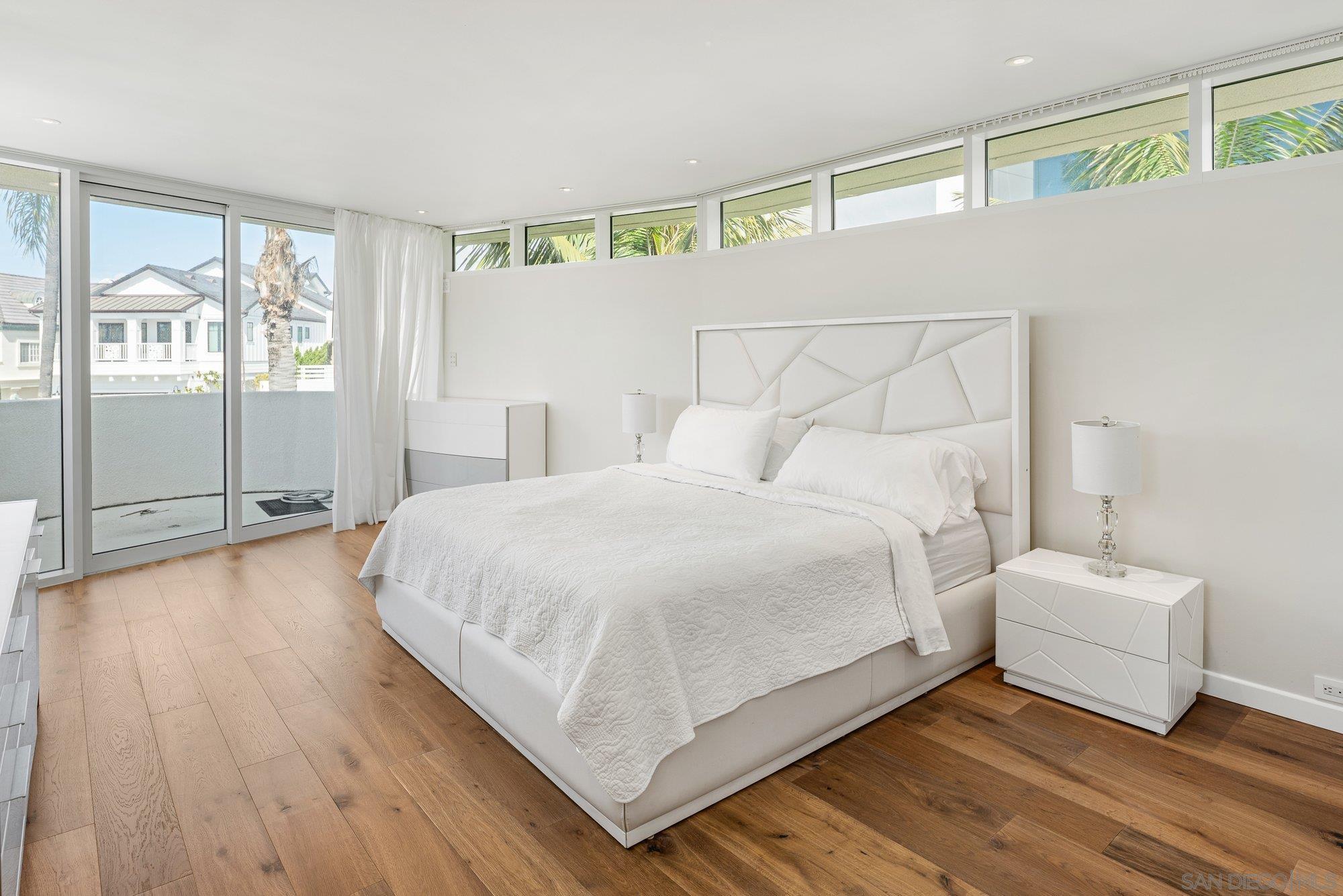 Detail Gallery Image 60 of 75 For 1  the Point, Coronado,  CA 92118 - 5 Beds | 4/2 Baths