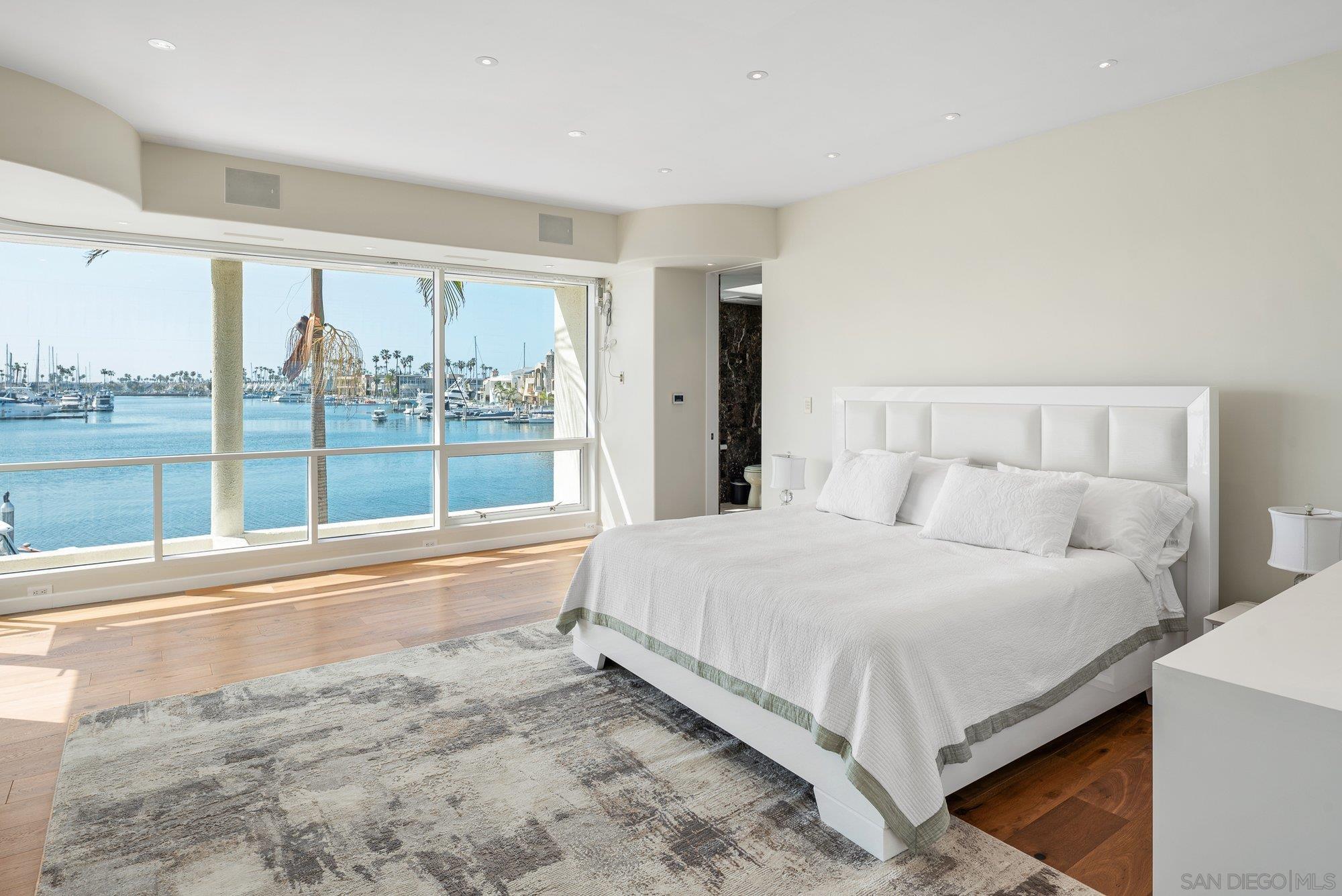 Detail Gallery Image 66 of 75 For 1  the Point, Coronado,  CA 92118 - 5 Beds | 4/2 Baths