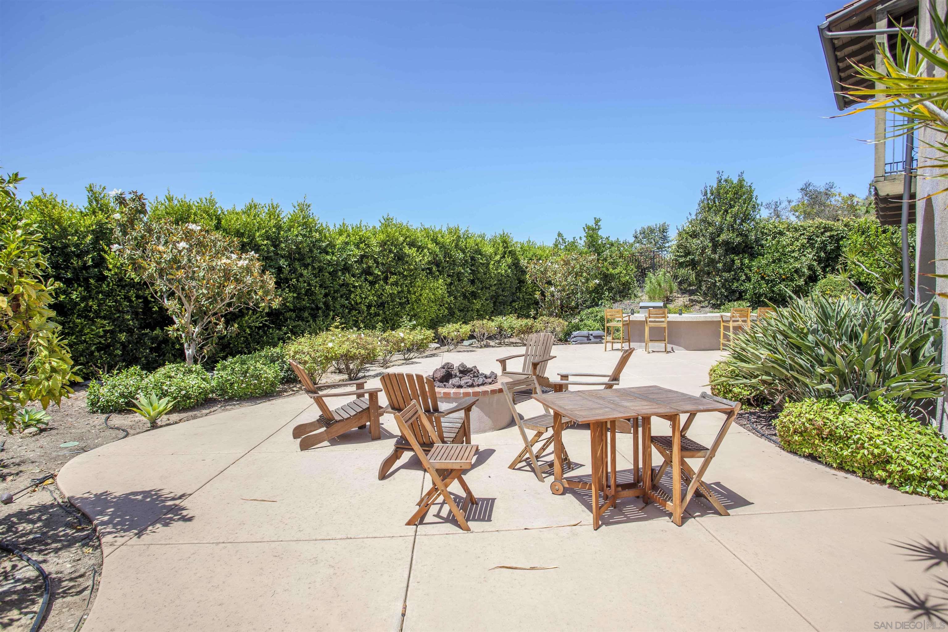 Detail Gallery Image 18 of 50 For 16632  Rose of Tralee Ln, San Diego,  CA 92127 - 5 Beds | 4/1 Baths