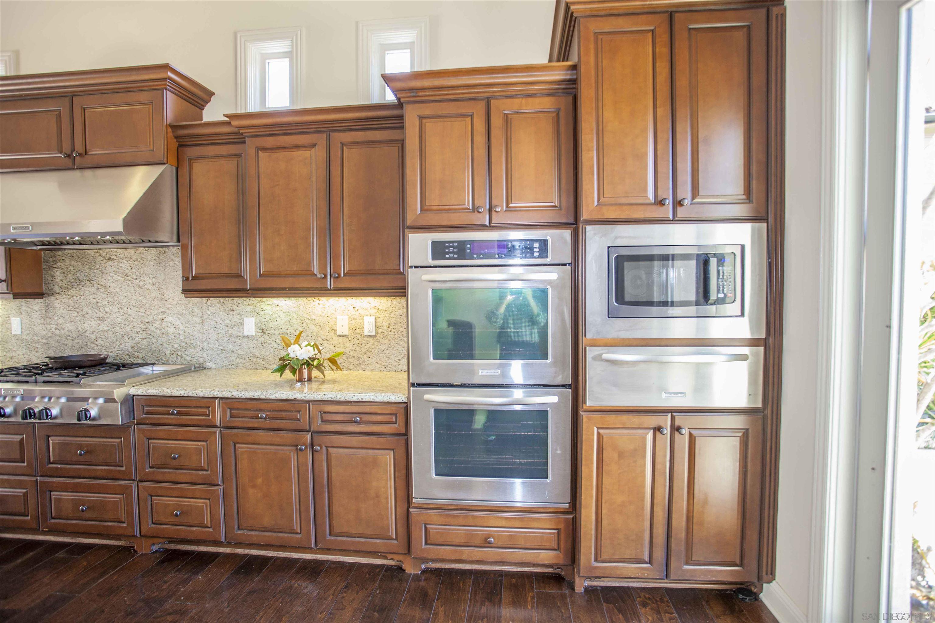 Detail Gallery Image 32 of 50 For 16632  Rose of Tralee Ln, San Diego,  CA 92127 - 5 Beds | 4/1 Baths