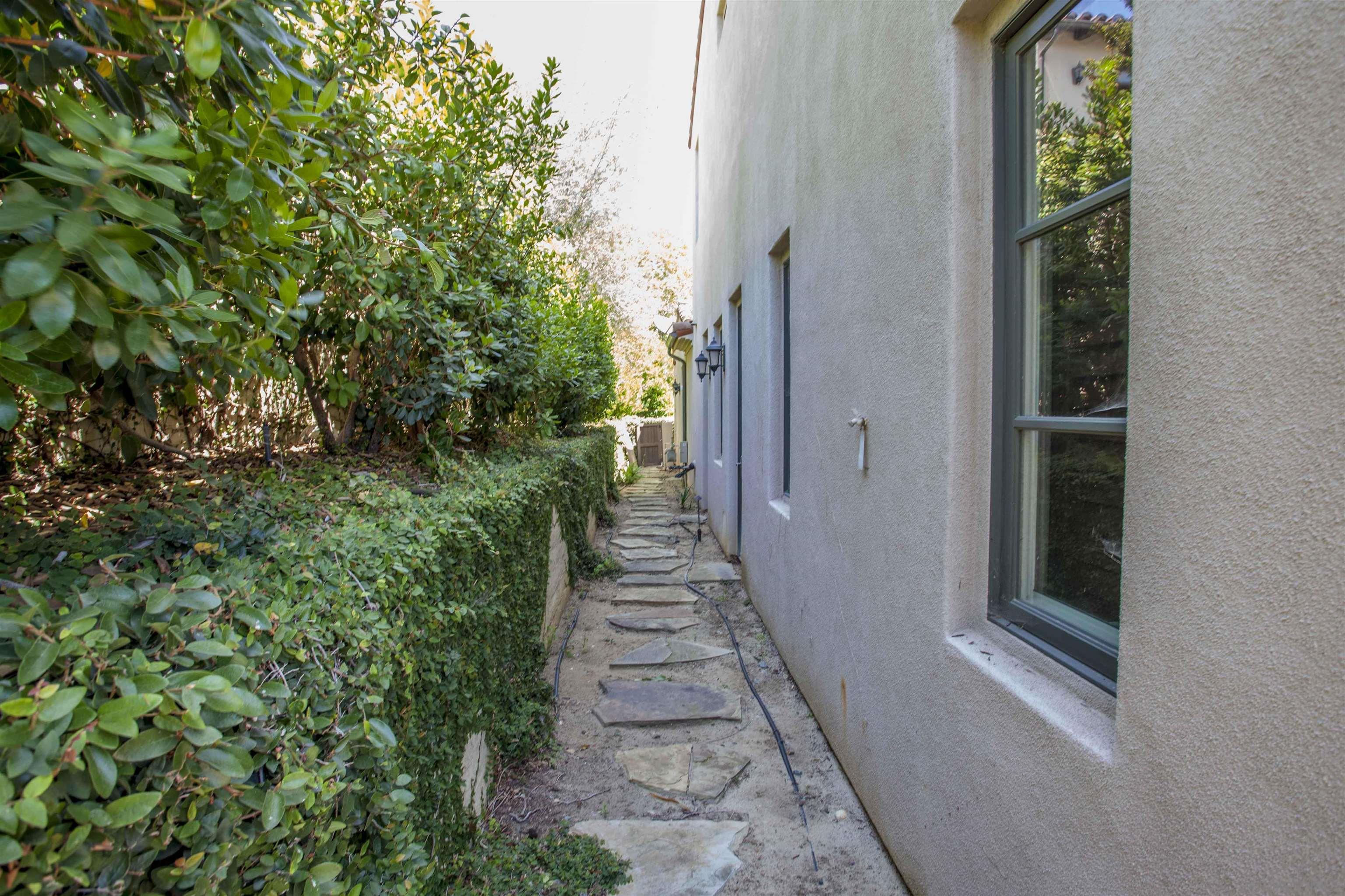 Detail Gallery Image 50 of 50 For 16632  Rose of Tralee Ln, San Diego,  CA 92127 - 5 Beds | 4/1 Baths