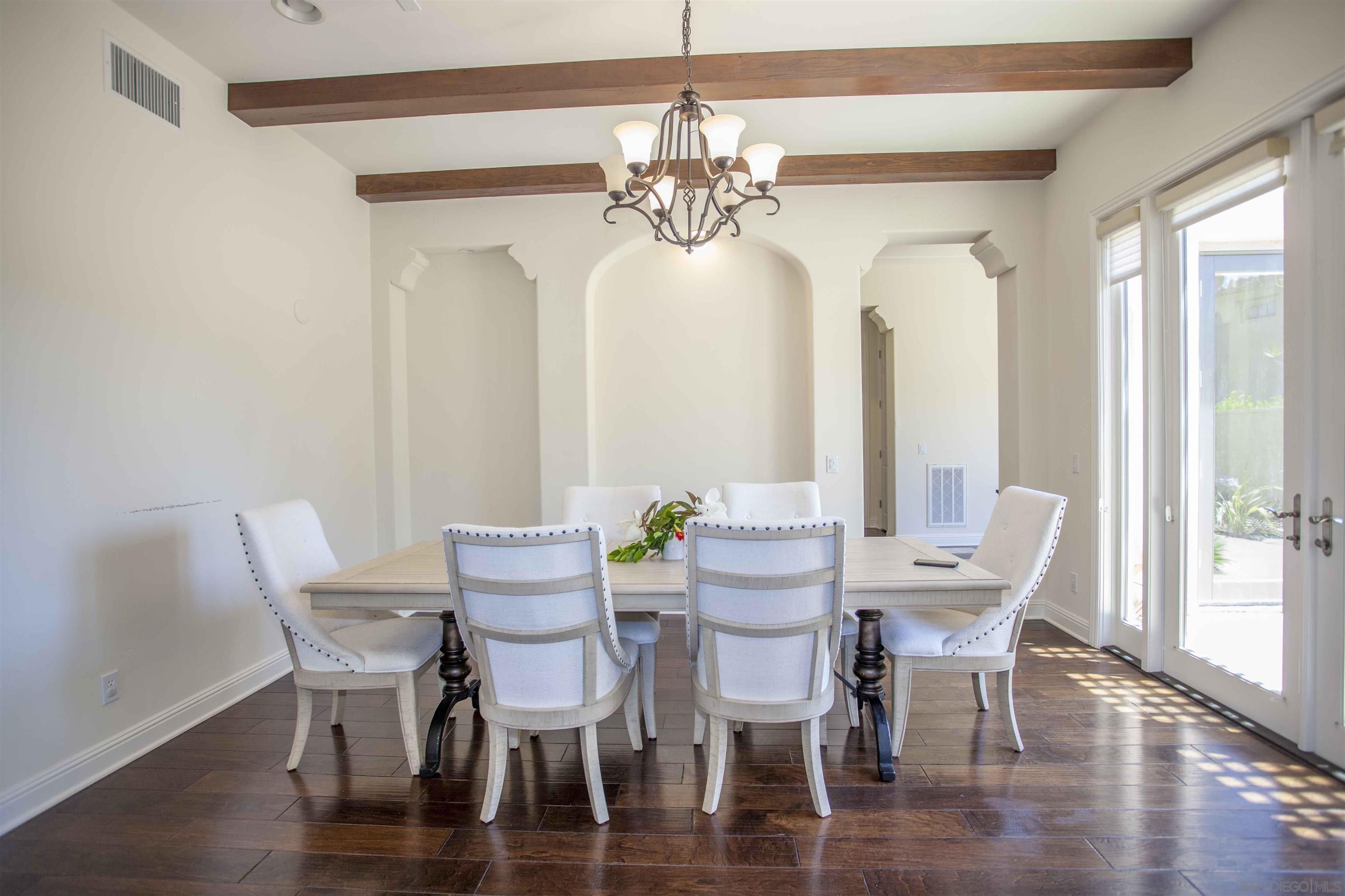 Detail Gallery Image 7 of 50 For 16632  Rose of Tralee Ln, San Diego,  CA 92127 - 5 Beds | 4/1 Baths