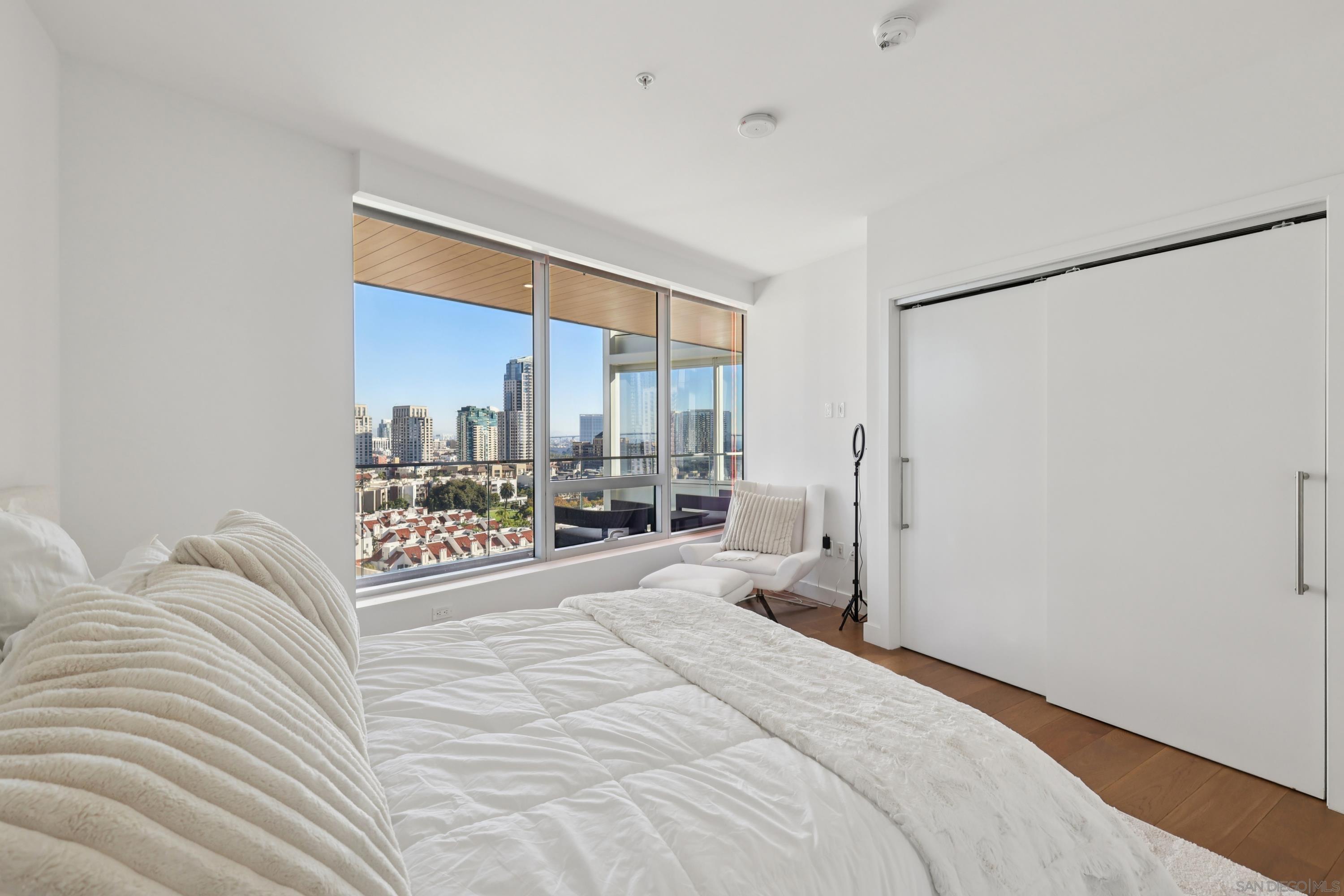 Detail Gallery Image 16 of 29 For 888 W E St  #1504,  San Diego,  CA 92101 - 2 Beds | 2 Baths