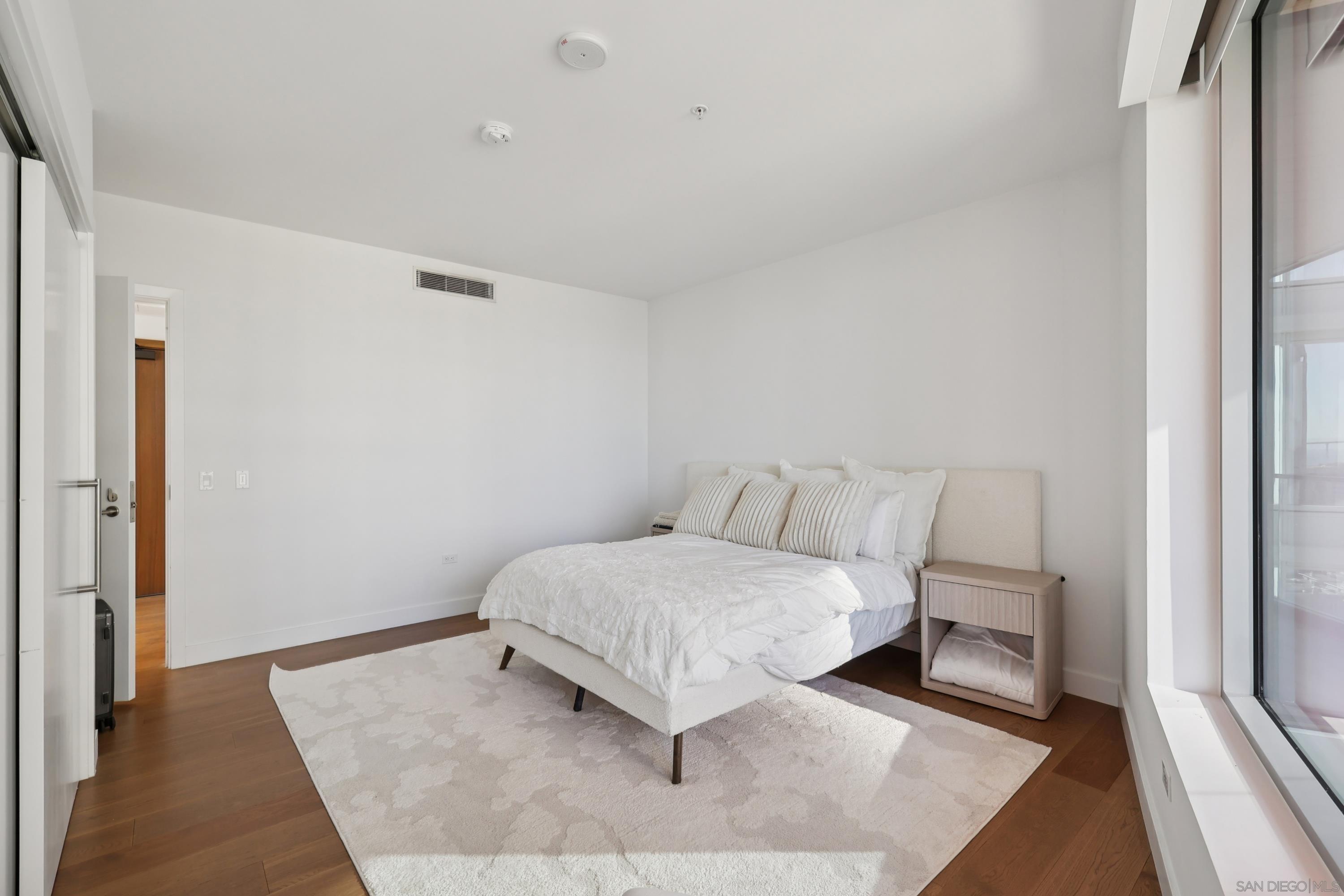 Detail Gallery Image 17 of 29 For 888 W E St  #1504,  San Diego,  CA 92101 - 2 Beds | 2 Baths