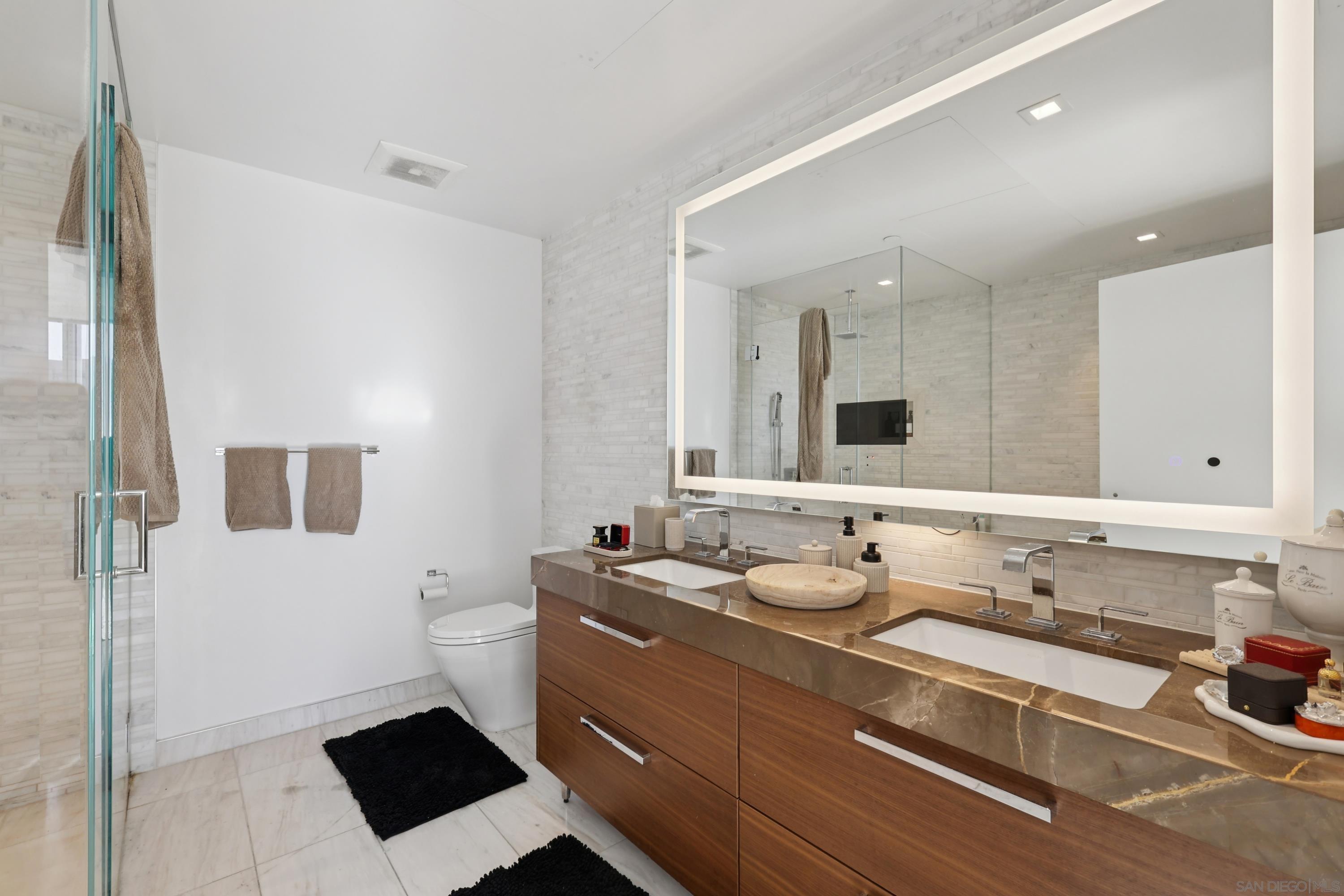 Detail Gallery Image 19 of 29 For 888 W E St  #1504,  San Diego,  CA 92101 - 2 Beds | 2 Baths
