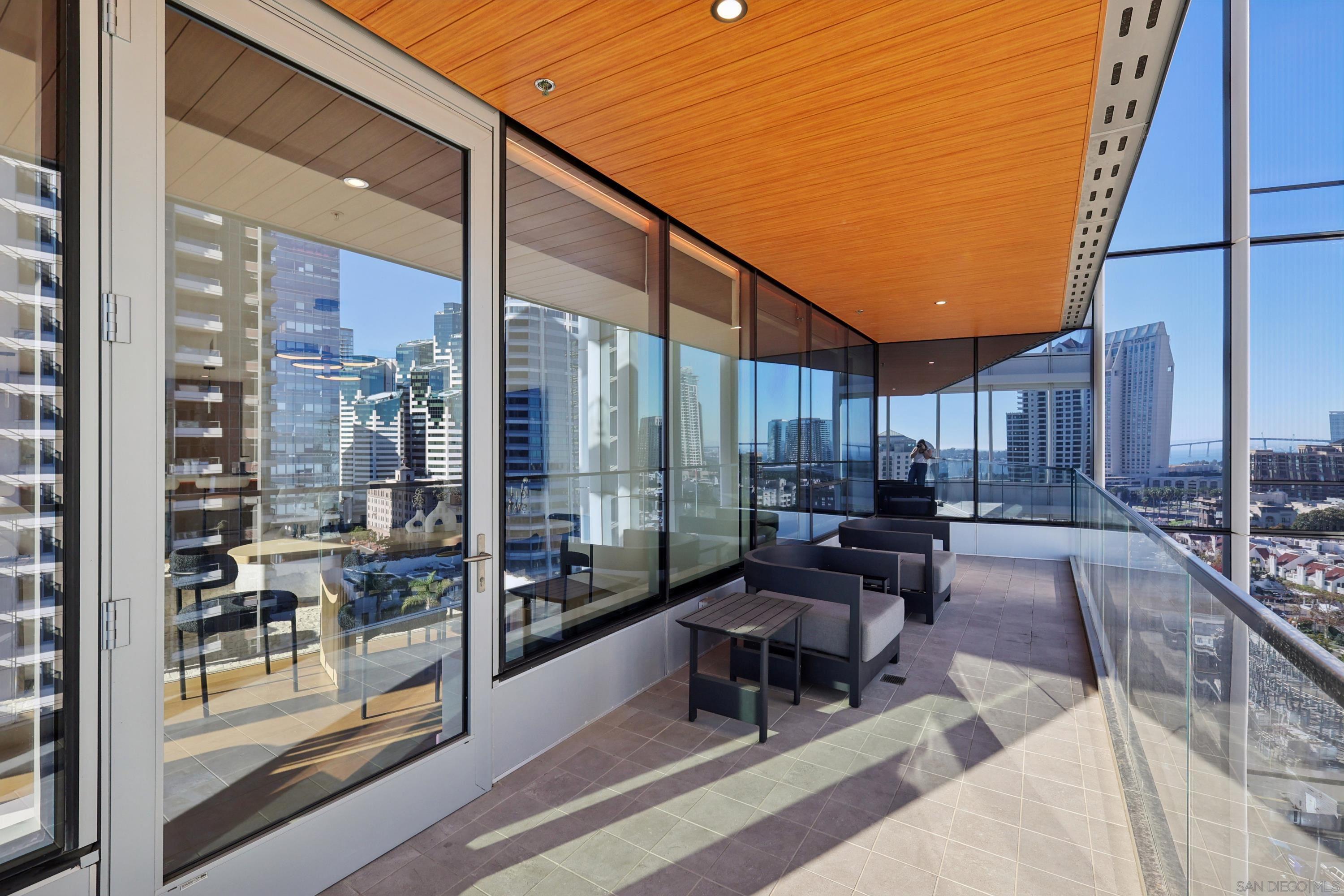 Detail Gallery Image 22 of 29 For 888 W E St  #1504,  San Diego,  CA 92101 - 2 Beds | 2 Baths