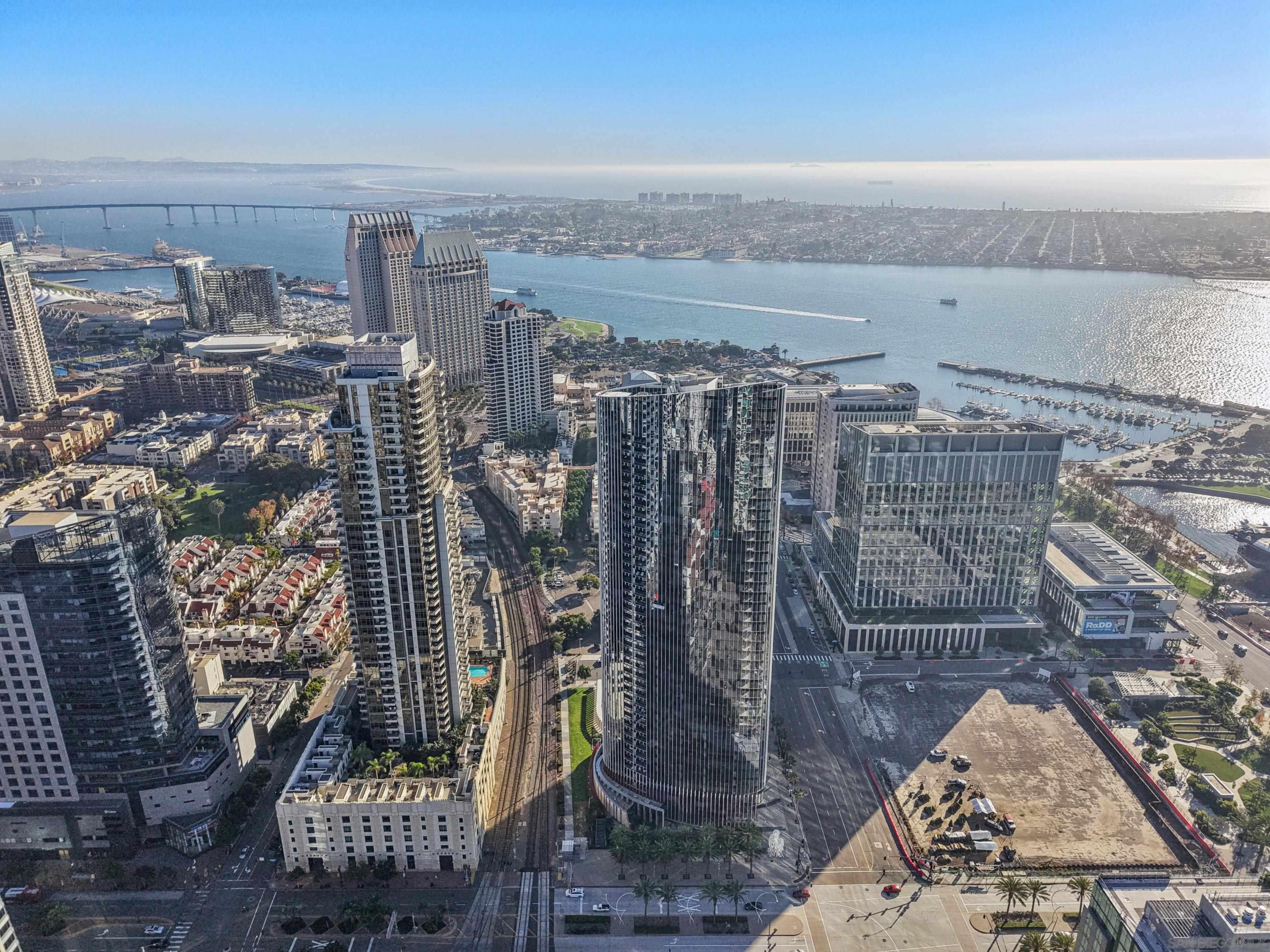 Detail Gallery Image 28 of 29 For 888 W E St  #1504,  San Diego,  CA 92101 - 2 Beds | 2 Baths