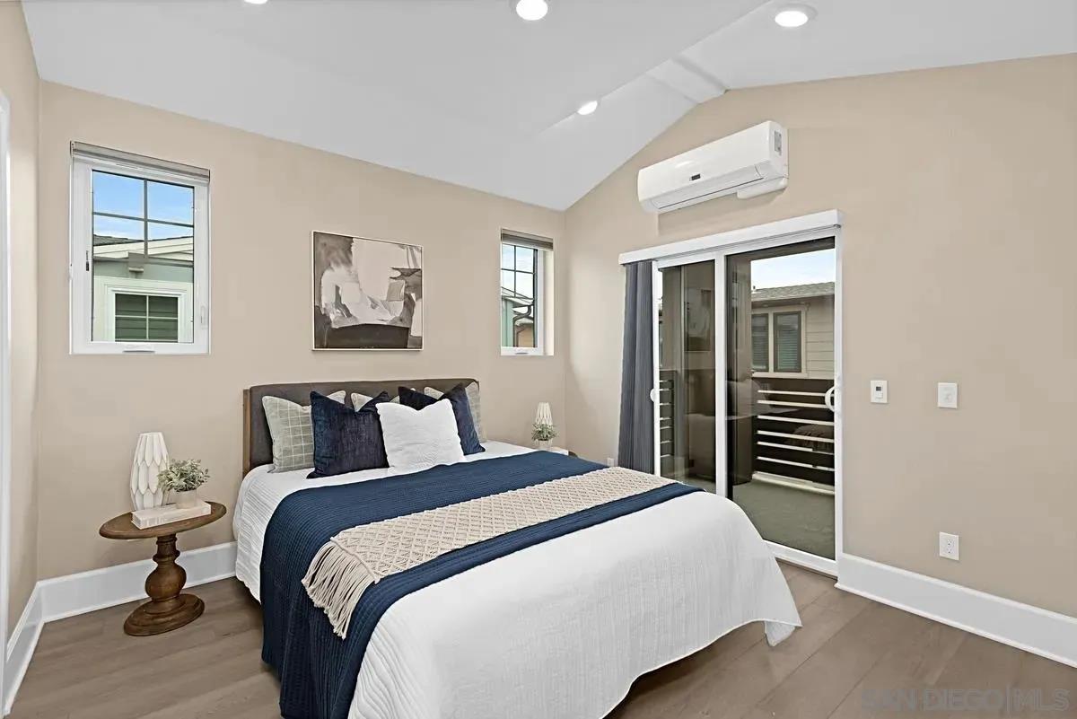 Detail Gallery Image 14 of 42 For 819  Kennebeck Ct, San Diego,  CA 92109 - 3 Beds | 2 Baths