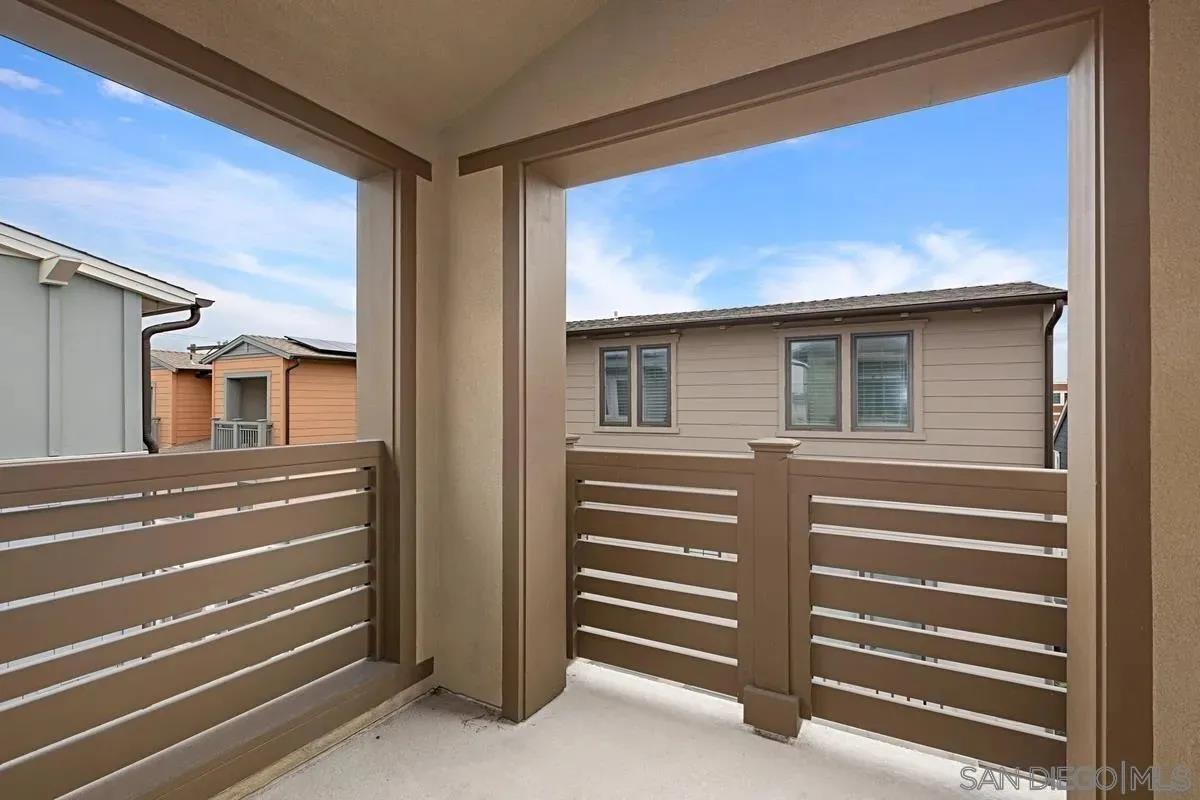 Detail Gallery Image 23 of 42 For 819  Kennebeck Ct, San Diego,  CA 92109 - 3 Beds | 2 Baths