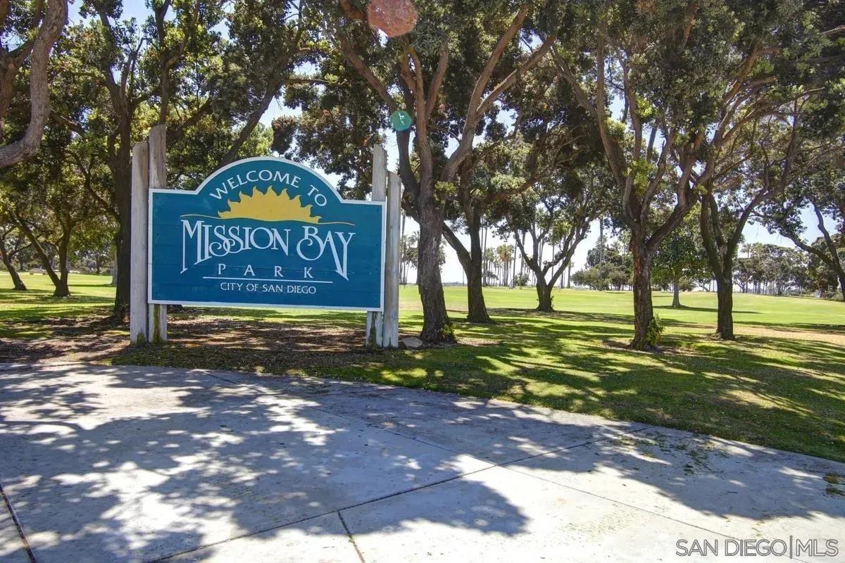 Detail Gallery Image 25 of 42 For 819  Kennebeck Ct, San Diego,  CA 92109 - 3 Beds | 2 Baths