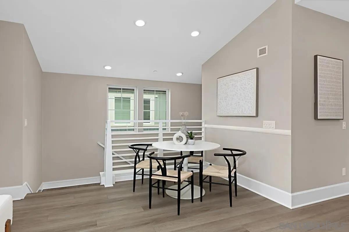 Detail Gallery Image 9 of 42 For 819  Kennebeck Ct, San Diego,  CA 92109 - 3 Beds | 2 Baths