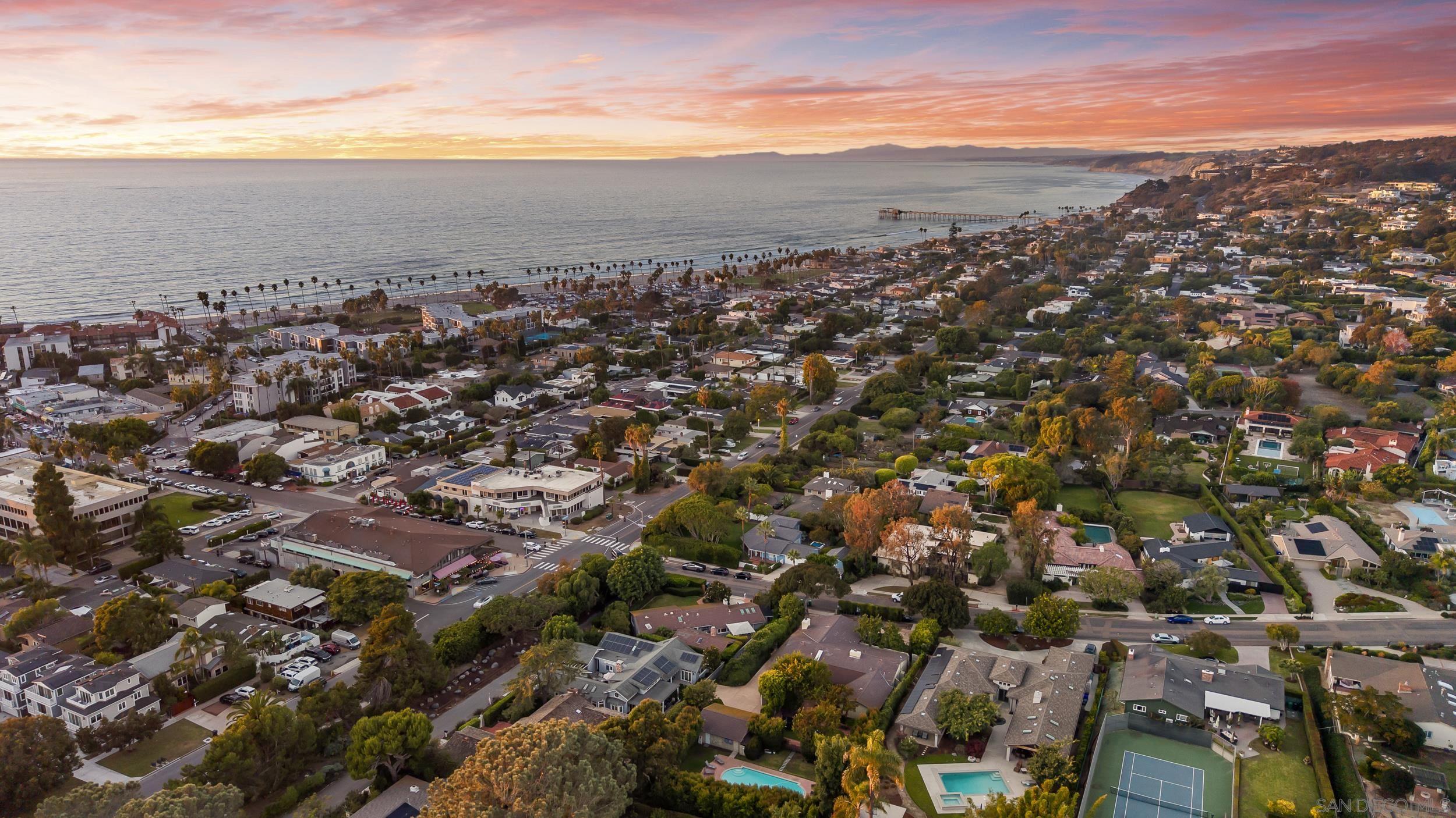 Detail Gallery Image 29 of 30 For 2315  Avenida De La Playa, La Jolla,  CA 92037 - 5 Beds | 3/1 Baths