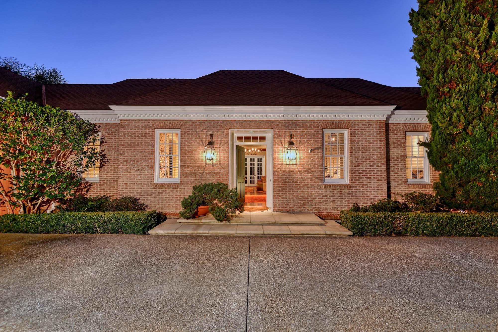 Front Image Thumbnail for SD250046037