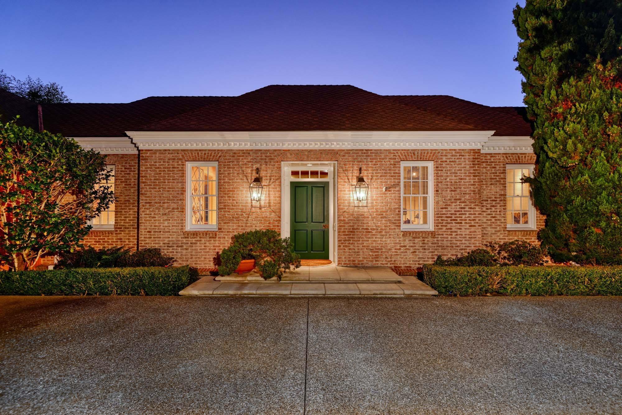 Detail Gallery Image 30 of 35 For 7612  Hillside Dr, La Jolla,  CA 92037 - 3 Beds | 3/1 Baths