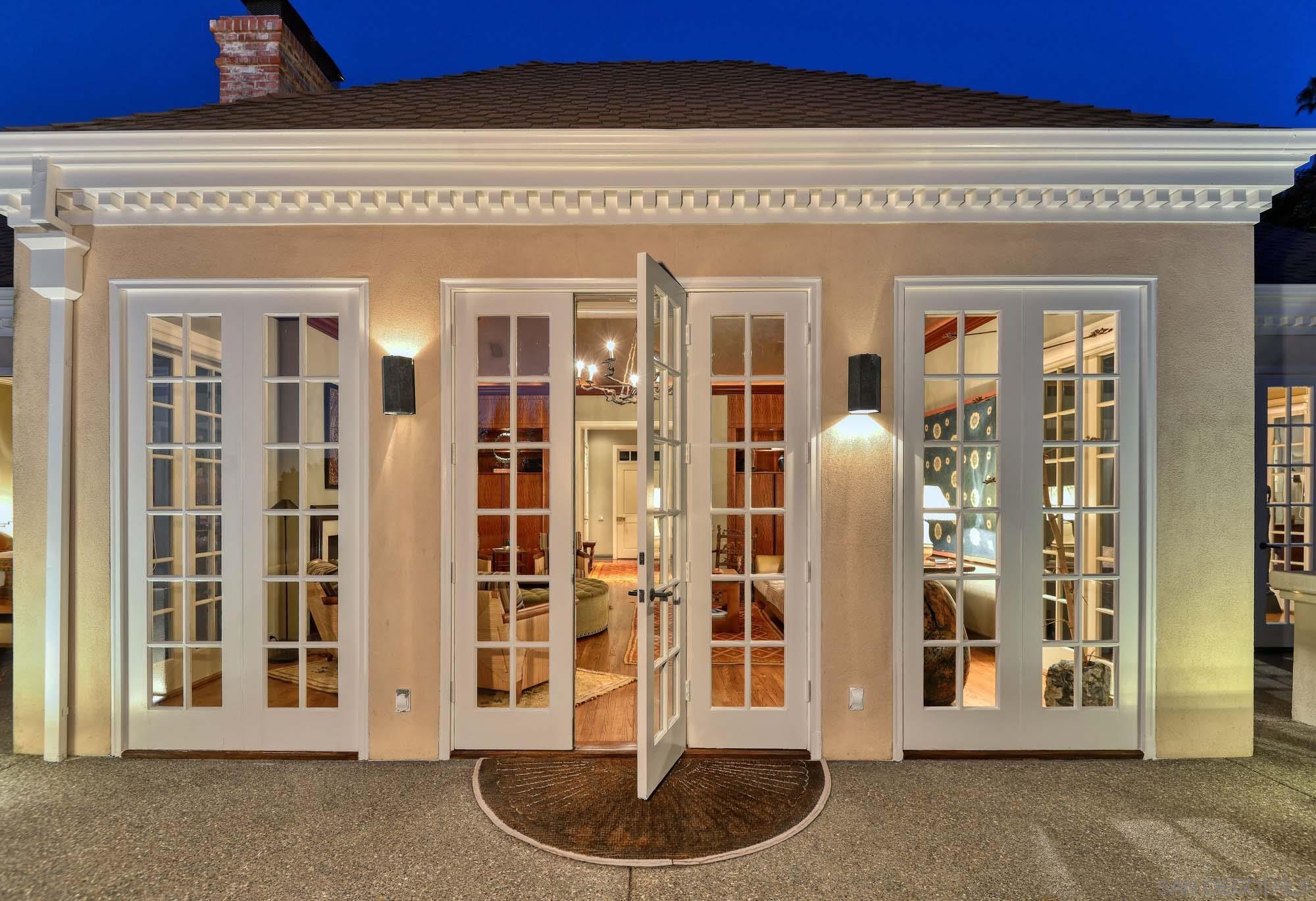 Detail Gallery Image 33 of 35 For 7612  Hillside Dr, La Jolla,  CA 92037 - 3 Beds | 3/1 Baths