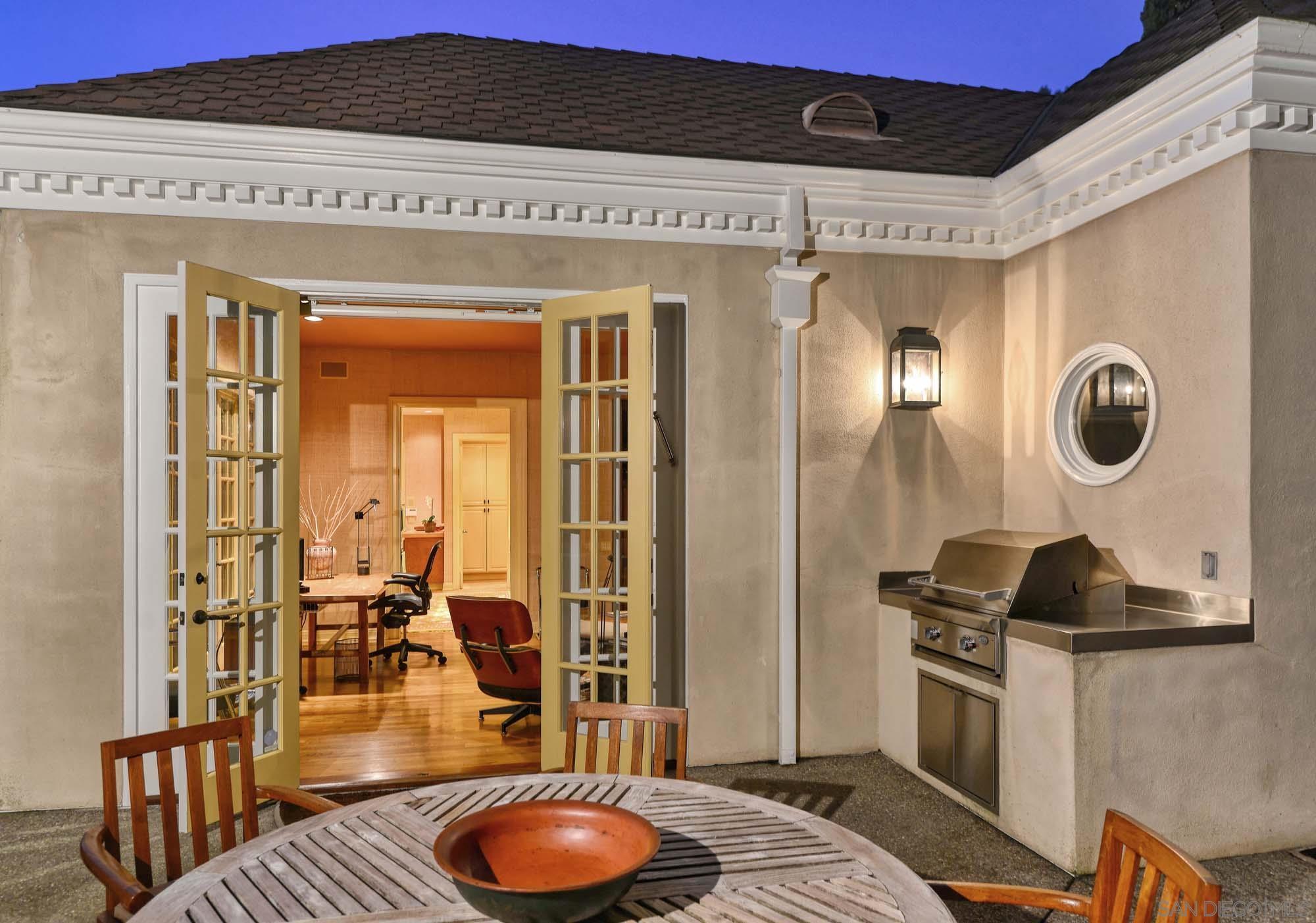 Detail Gallery Image 34 of 35 For 7612  Hillside Dr, La Jolla,  CA 92037 - 3 Beds | 3/1 Baths