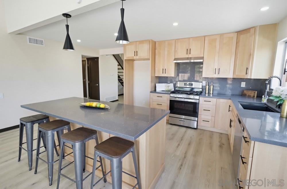 Detail Gallery Image 13 of 46 For 1549  Max Avenue, Chula Vista,  CA 91911 - 5 Beds | 3 Baths