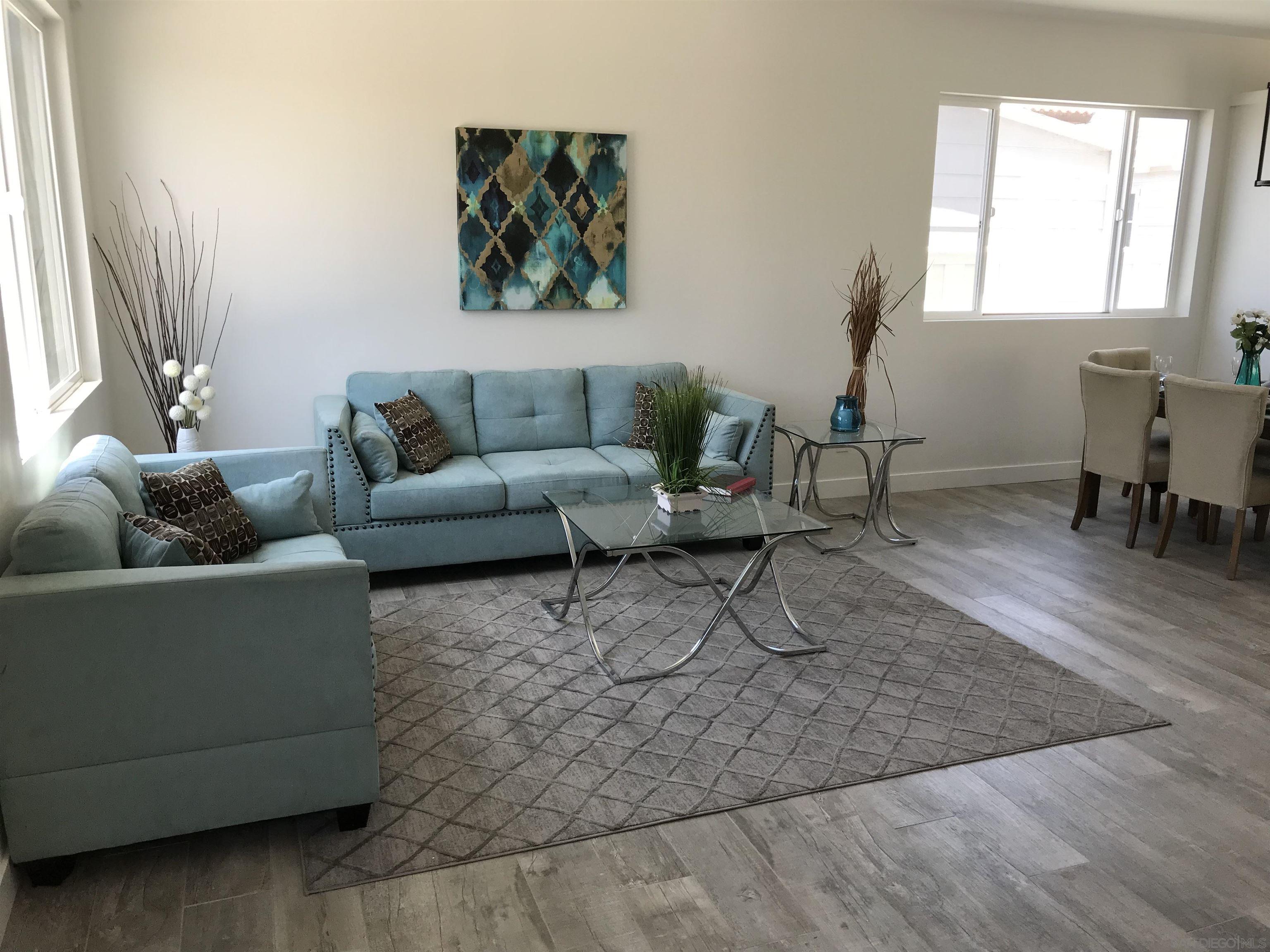 Detail Gallery Image 2 of 10 For 271  Evergreen Avenue, Imperial Beach,  CA 91932 - 3 Beds | 2/1 Baths