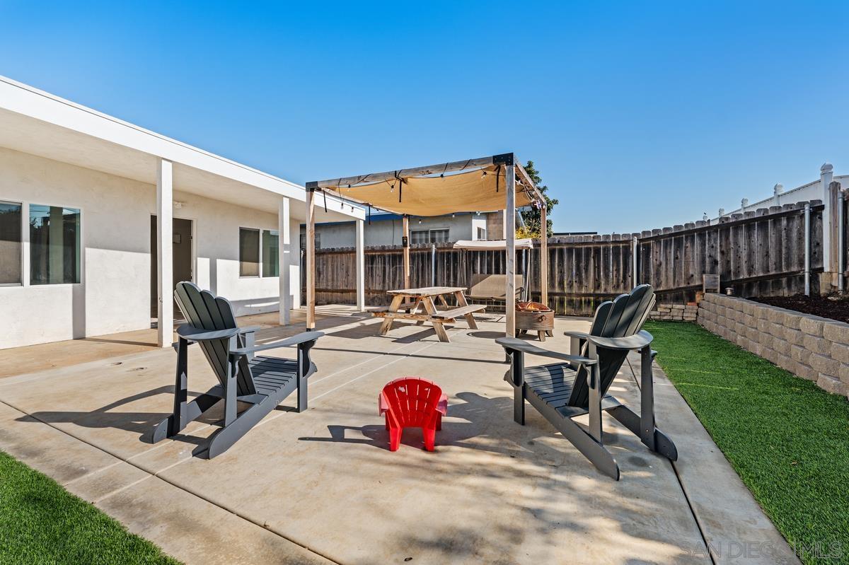 Detail Gallery Image 25 of 28 For 2171  Ilex Ave, San Diego,  CA 92154 - 3 Beds | 2 Baths