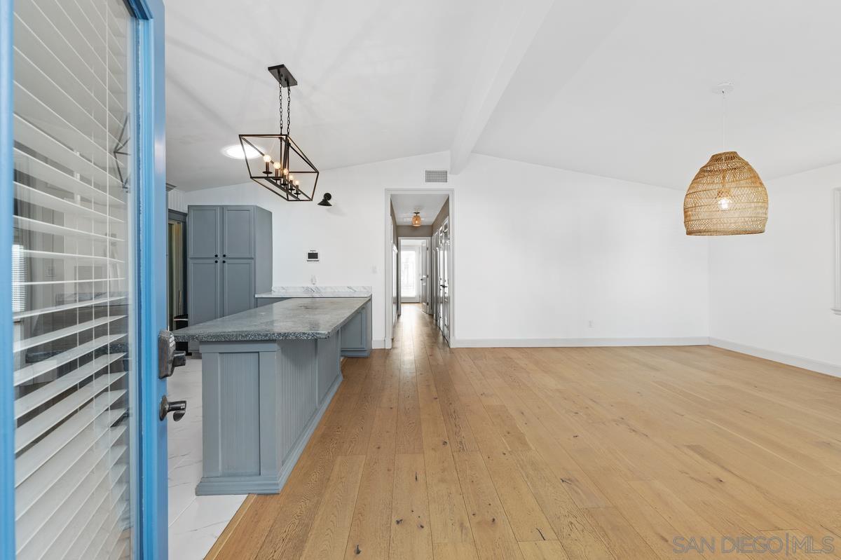 Detail Gallery Image 5 of 28 For 2171  Ilex Ave, San Diego,  CA 92154 - 3 Beds | 2 Baths