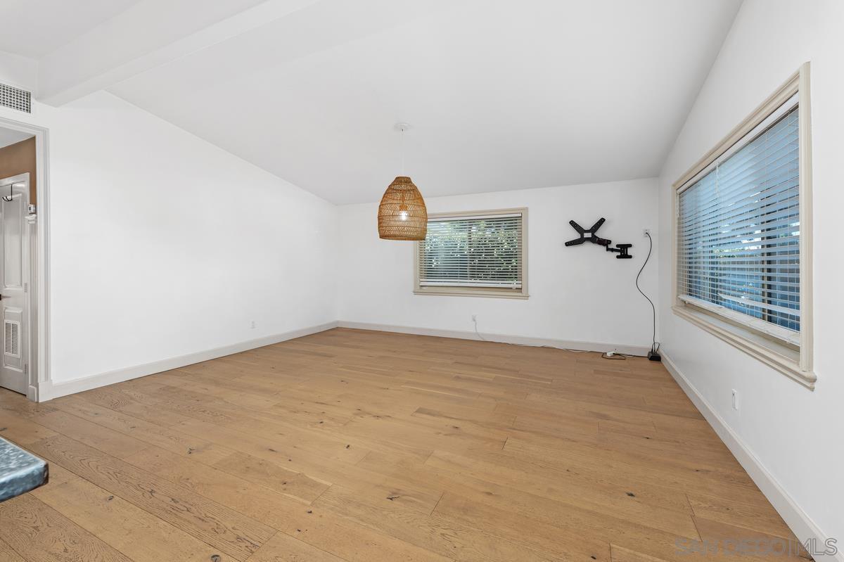 Detail Gallery Image 6 of 28 For 2171  Ilex Ave, San Diego,  CA 92154 - 3 Beds | 2 Baths