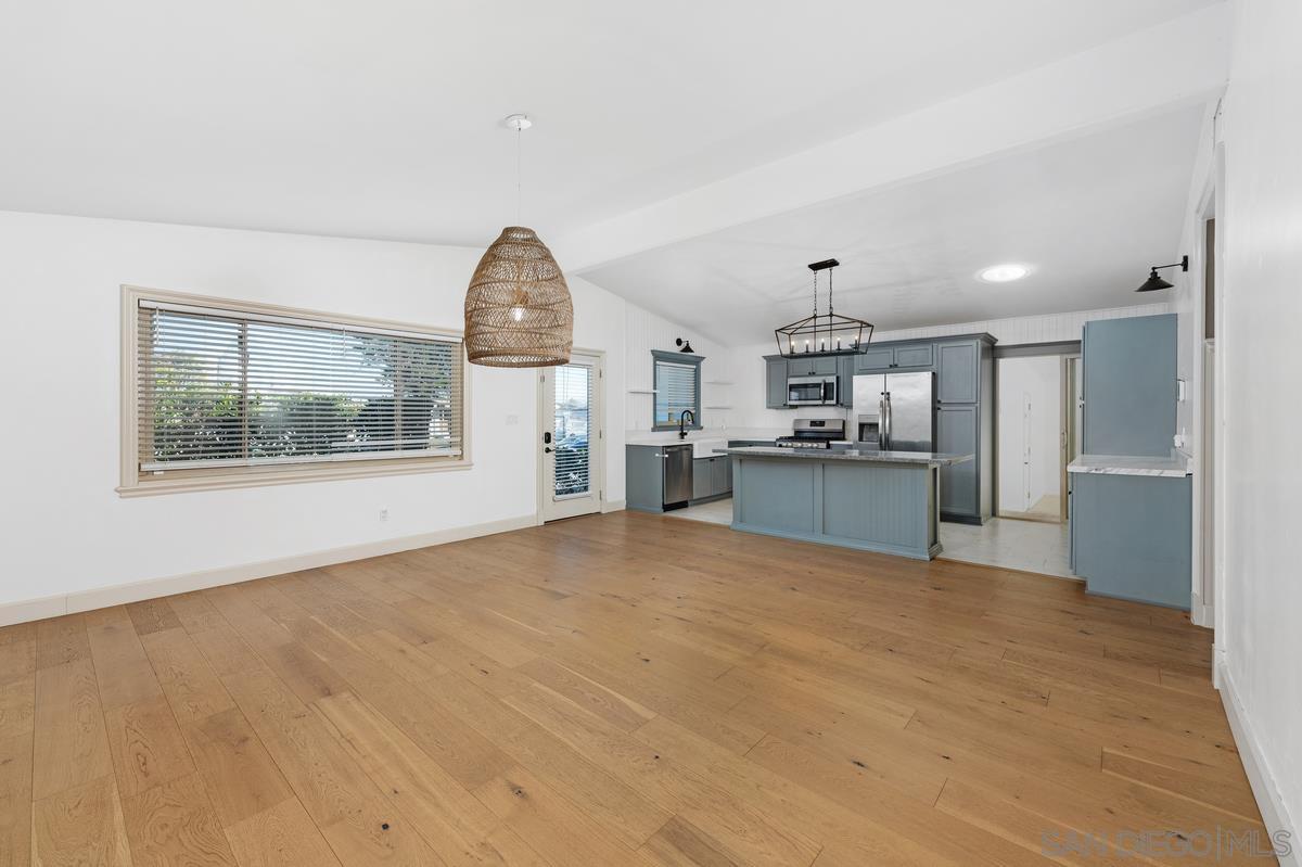 Detail Gallery Image 7 of 28 For 2171  Ilex Ave, San Diego,  CA 92154 - 3 Beds | 2 Baths