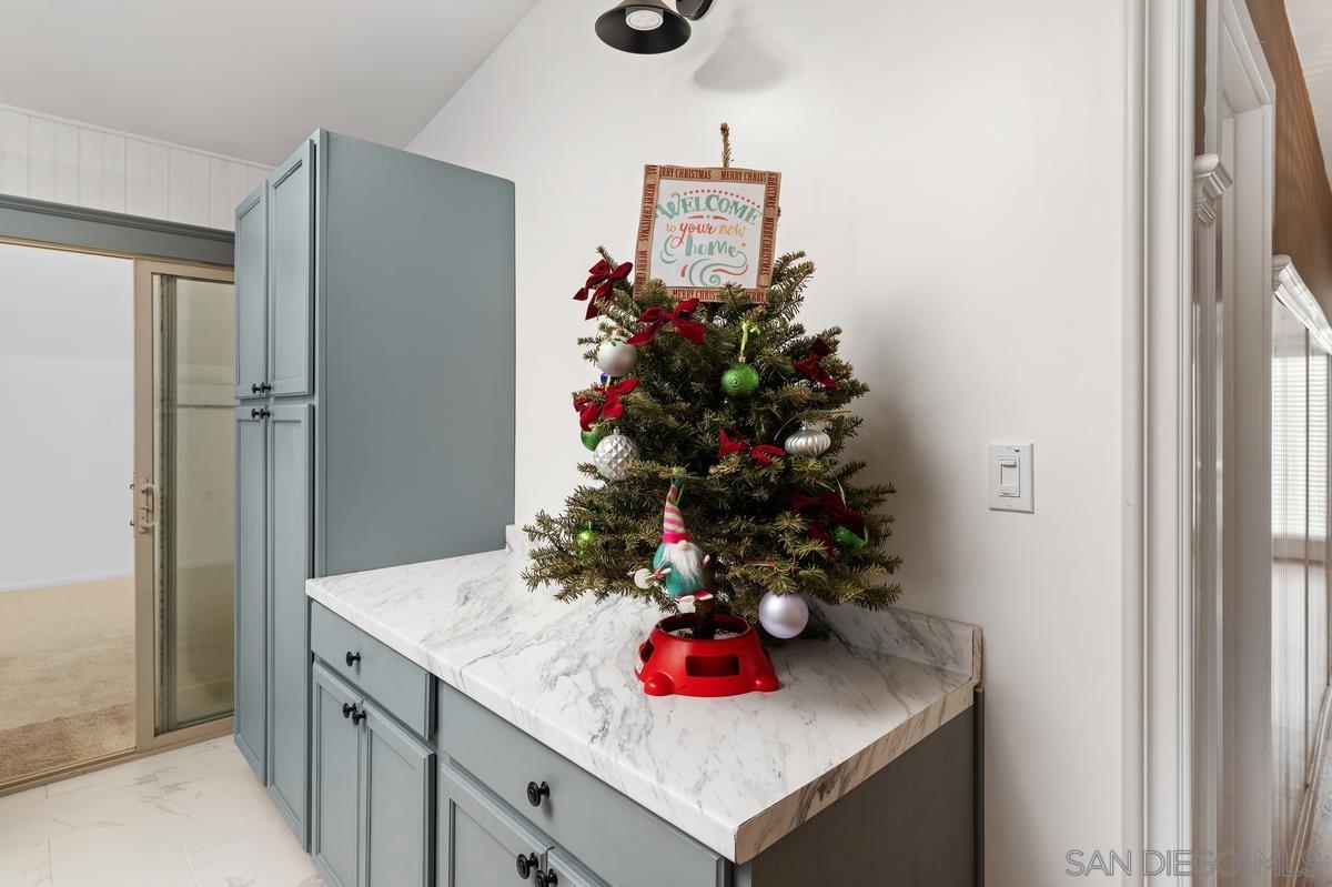 Detail Gallery Image 9 of 28 For 2171  Ilex Ave, San Diego,  CA 92154 - 3 Beds | 2 Baths