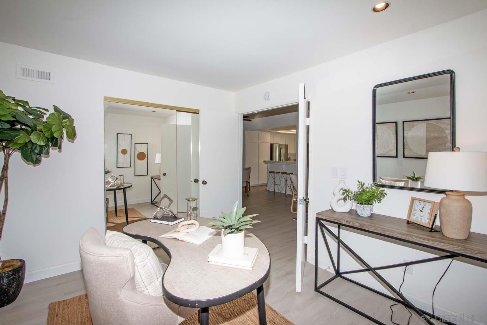 Detail Gallery Image 21 of 39 For 12863  Camino De La Breccia, San Diego,  CA 92128 - 3 Beds | 2 Baths