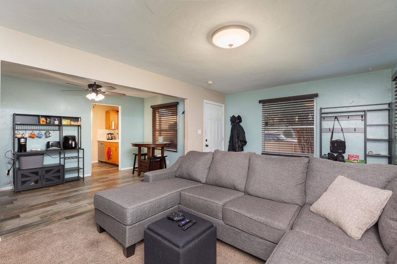 Detail Gallery Image 5 of 25 For 8743  Buena Valley Drive, Santee,  CA 92071 - 3 Beds | 1 Baths